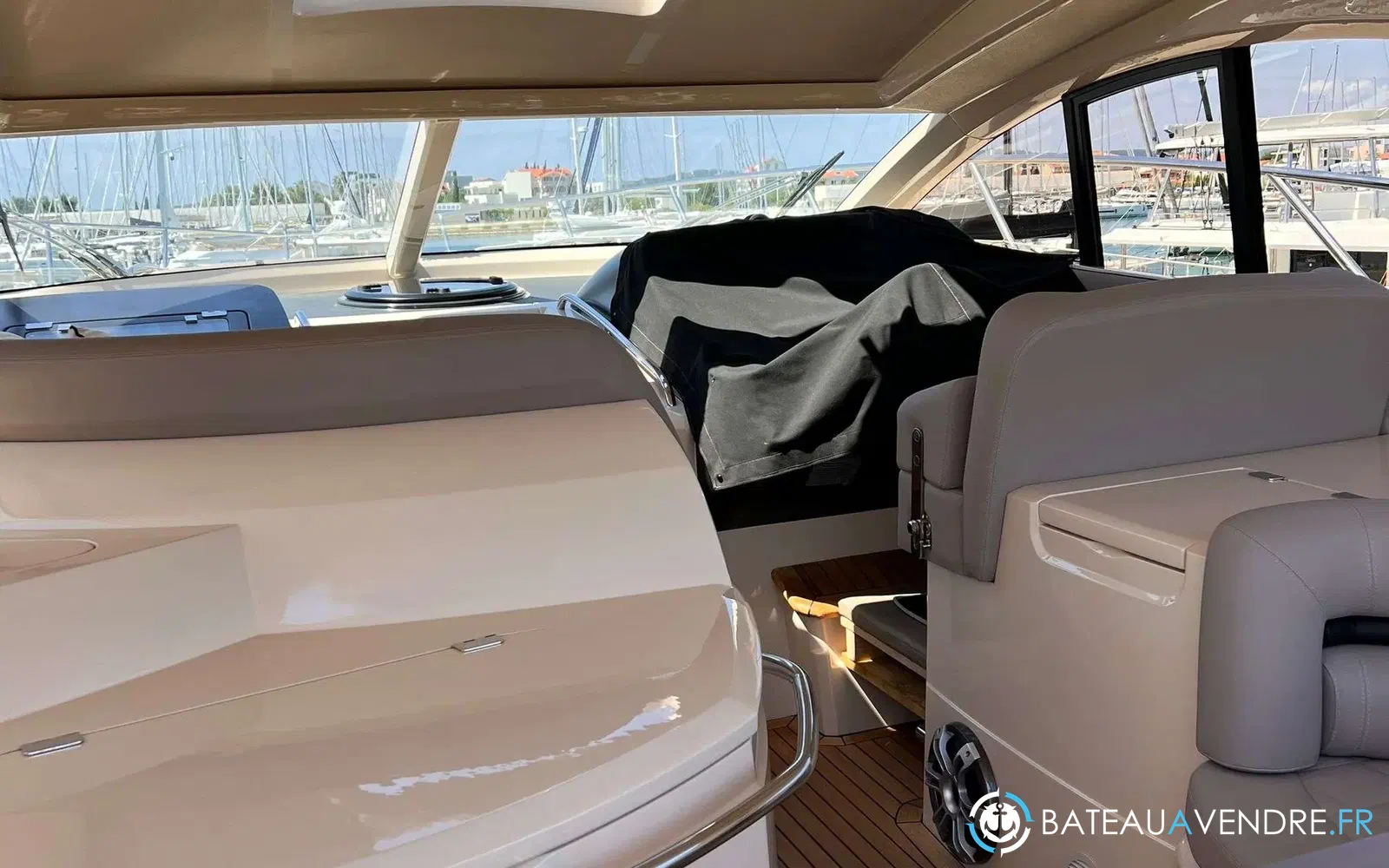 slider 17 Sunseeker Portofino 47