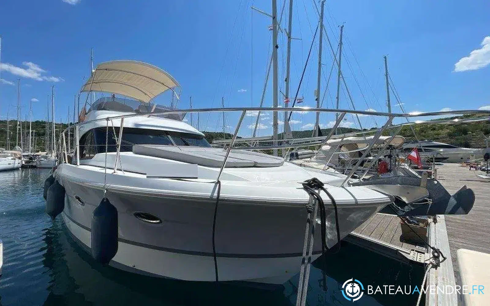 slider 0 Beneteau Antares 12