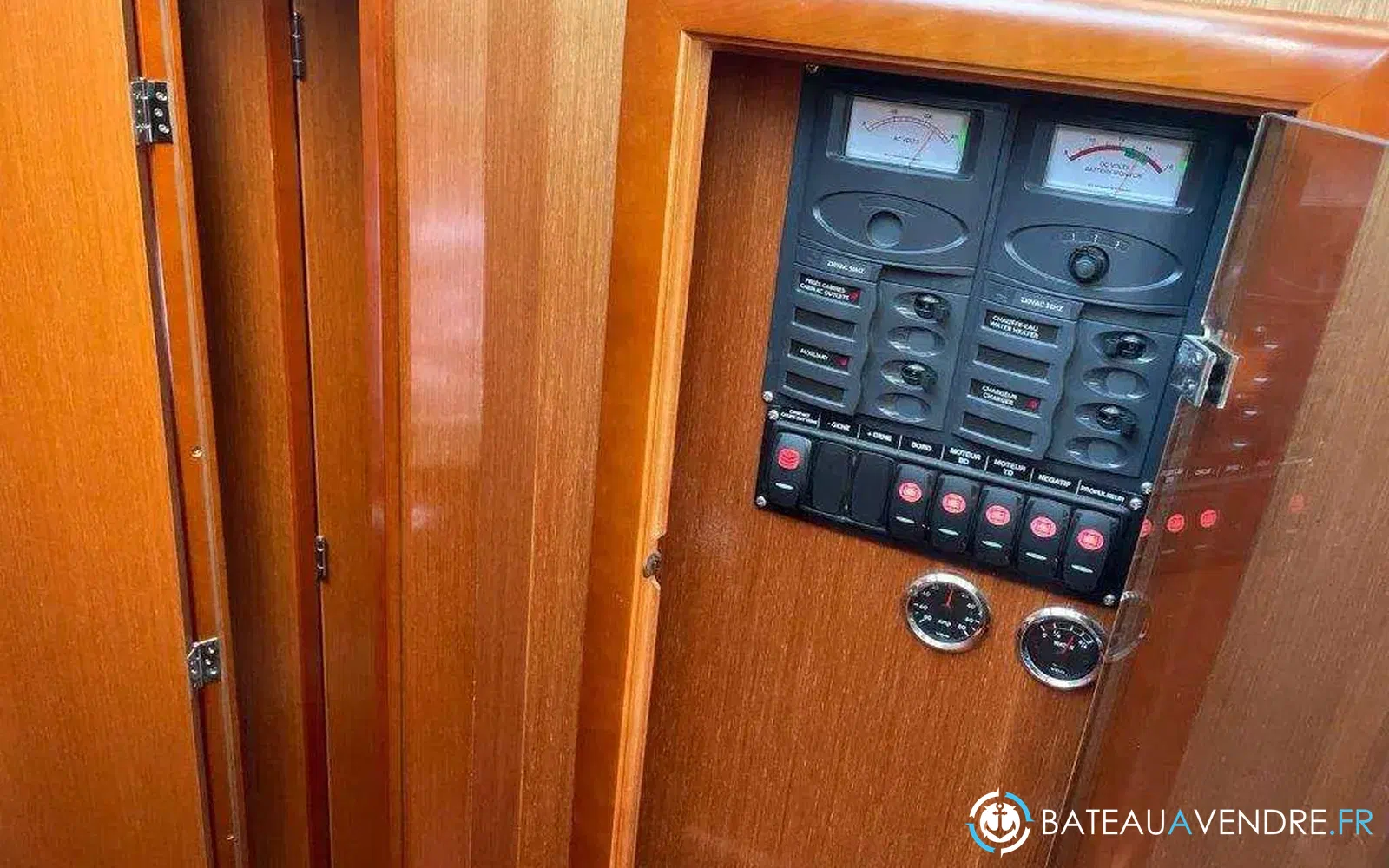 slider 3 Beneteau Antares 12