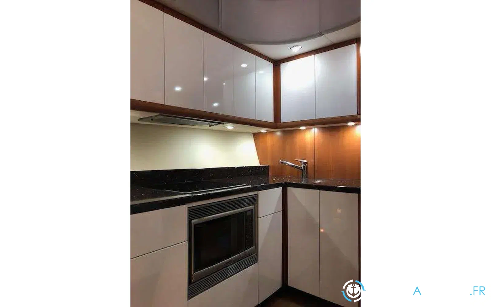slider 5 Sunseeker Manhattan 50