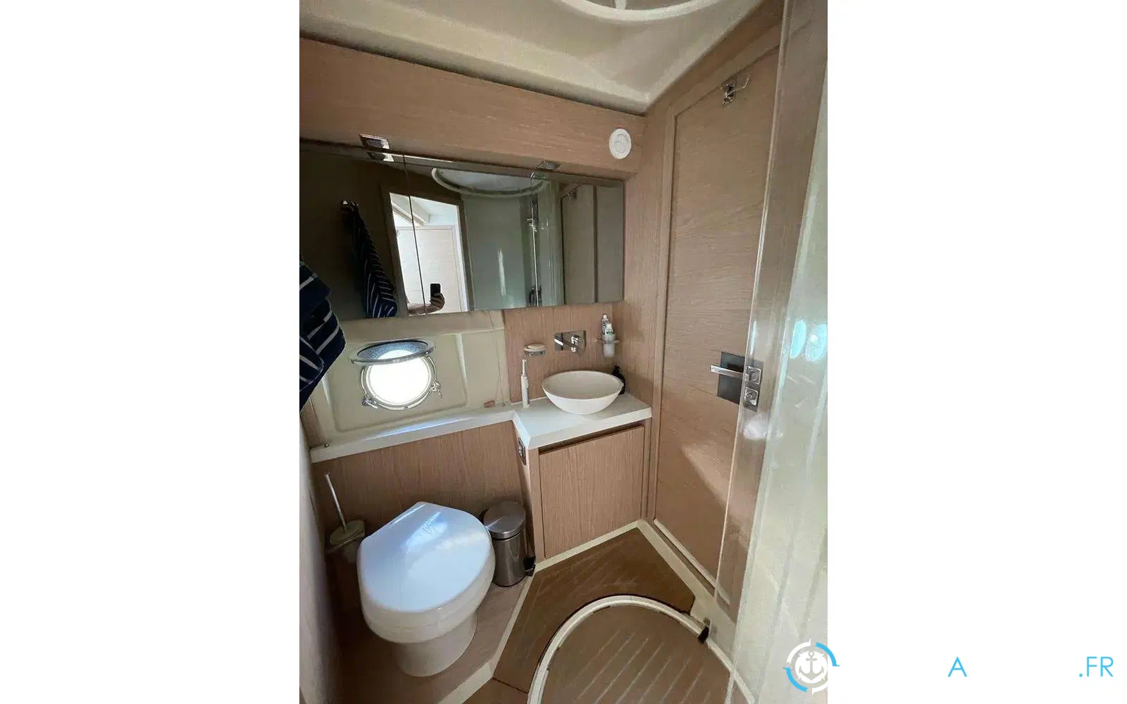 slider 15 Beneteau Monte Carlo 5