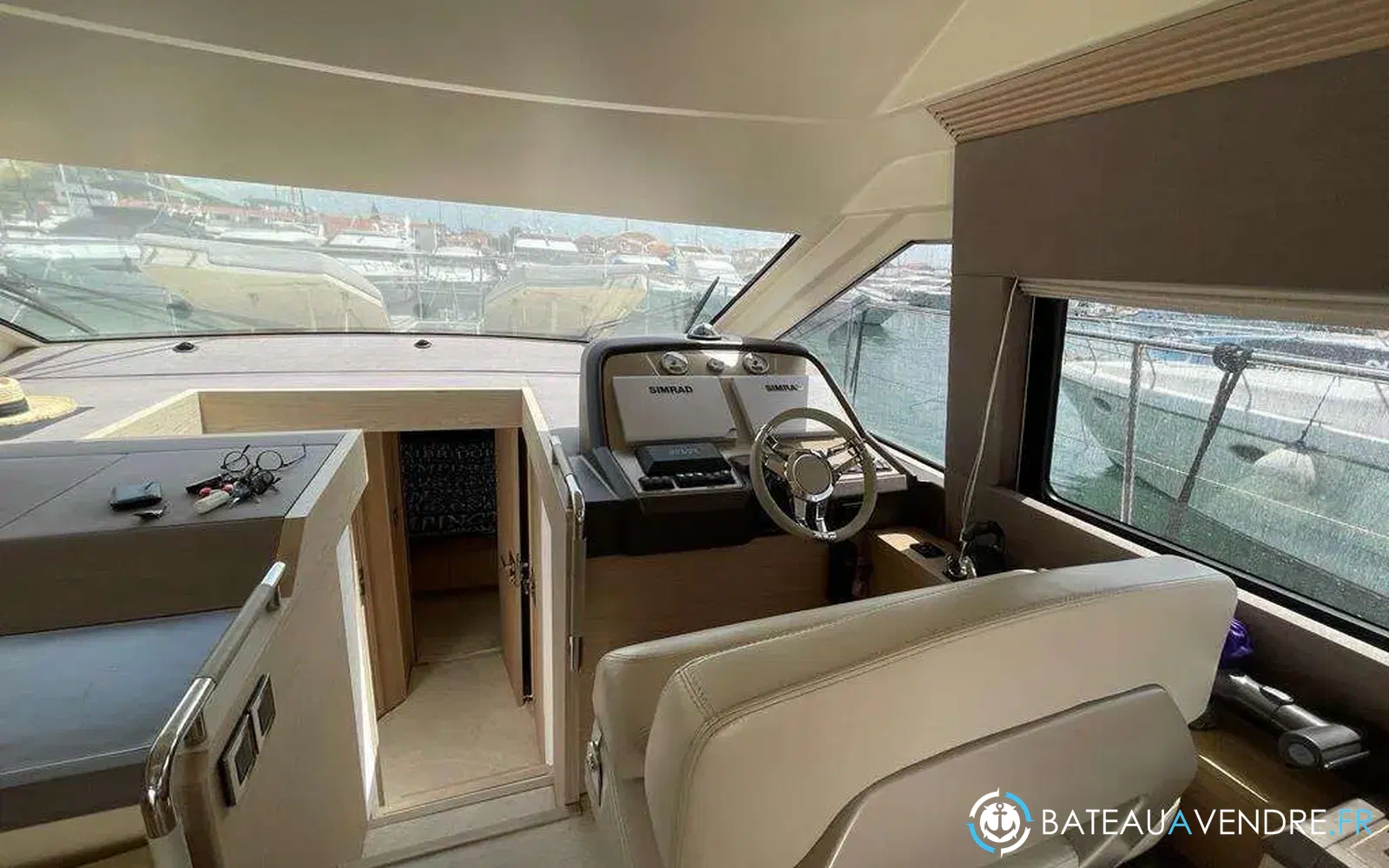slider 18 Beneteau Monte Carlo 5