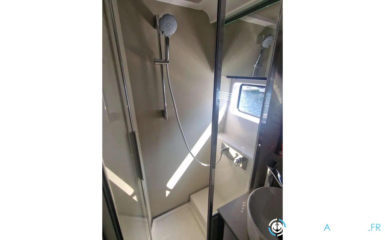 slider 11 Azimut Atlantis 51