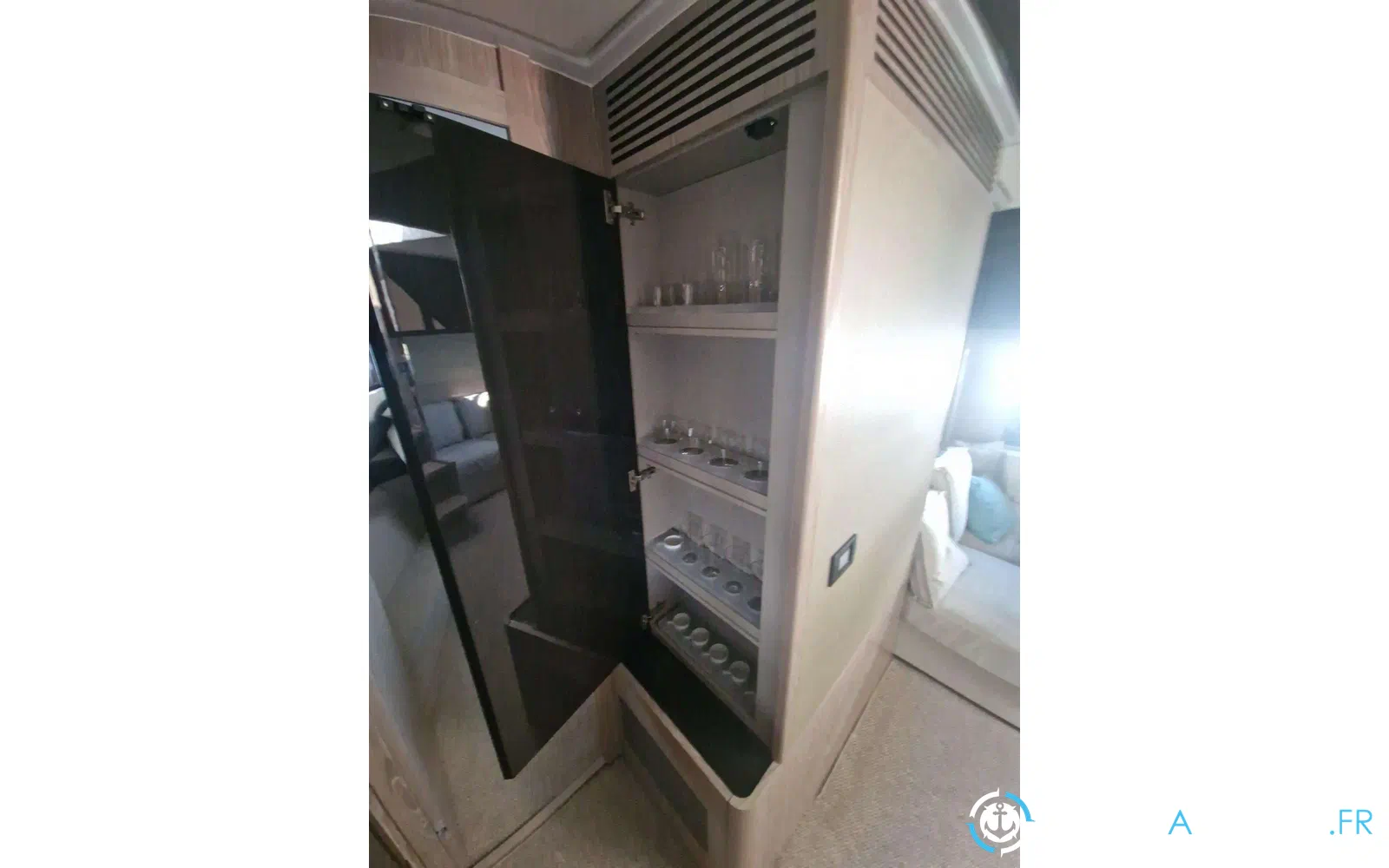 slider 21 Azimut Atlantis 51