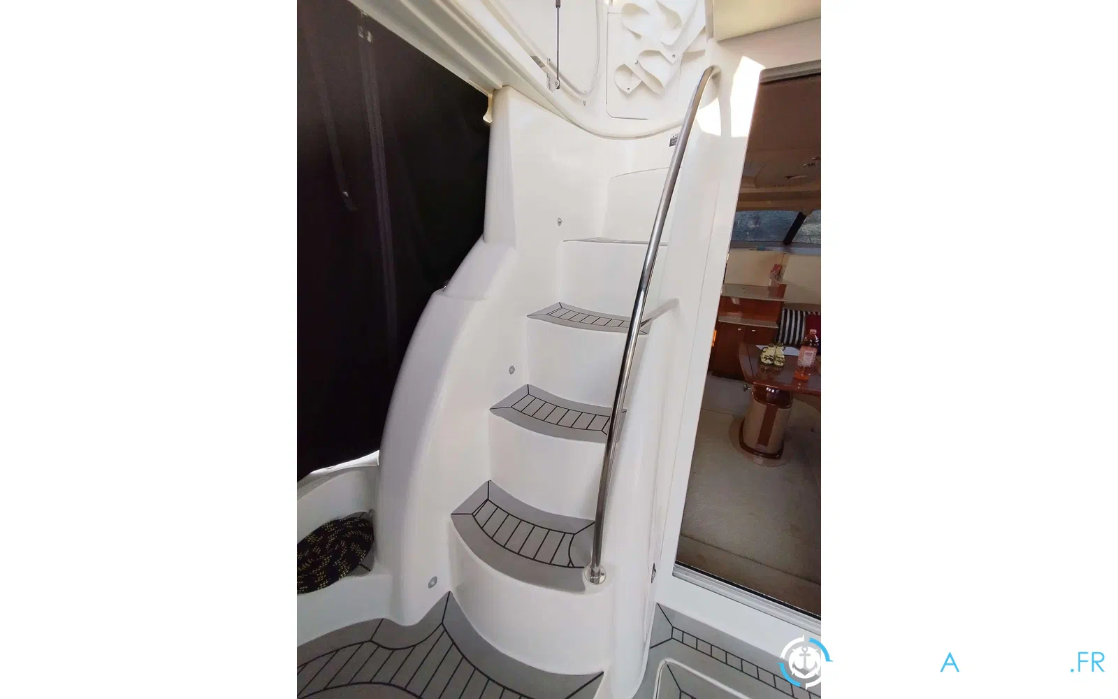 slider 2 Meridian Yacht 341