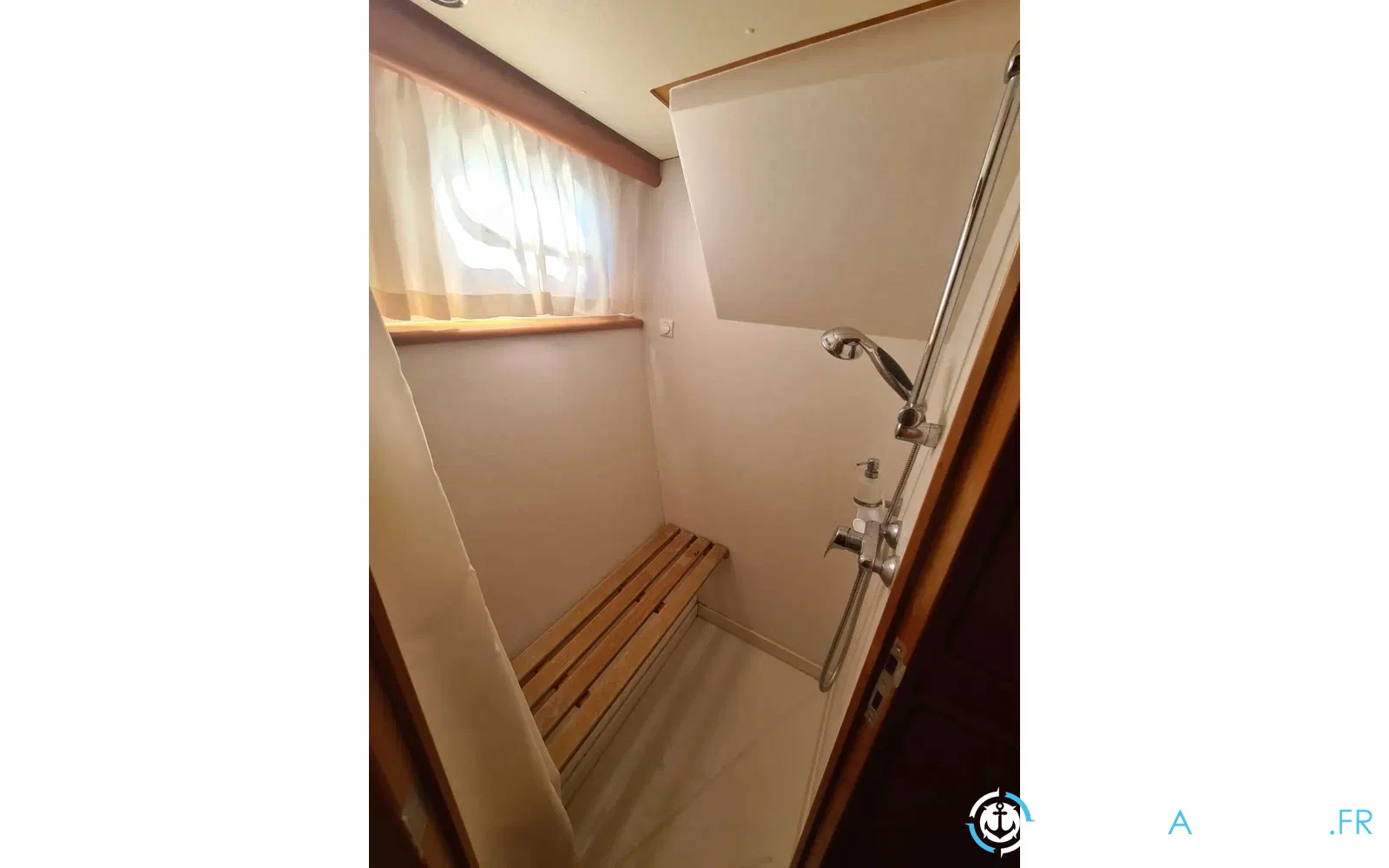 slider 15 Linssen 470 Grand Sturdy