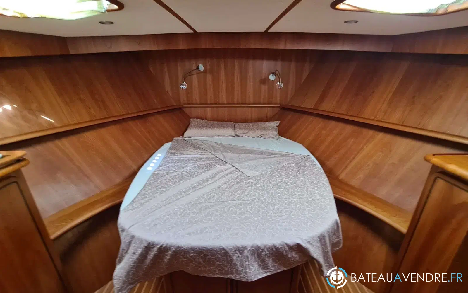 slider 17 Linssen 470 Grand Sturdy