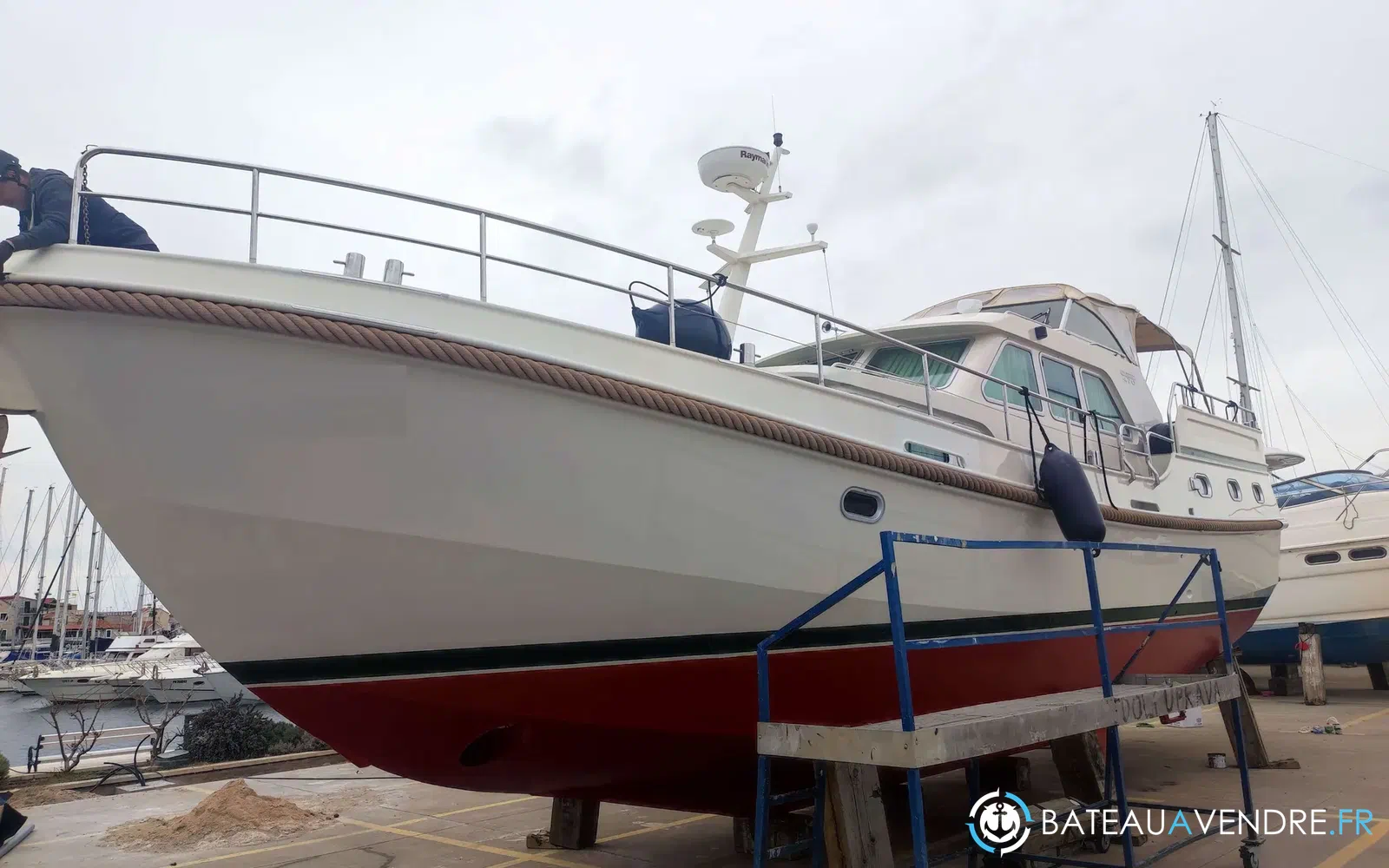 slider 6 Linssen 470 Grand Sturdy