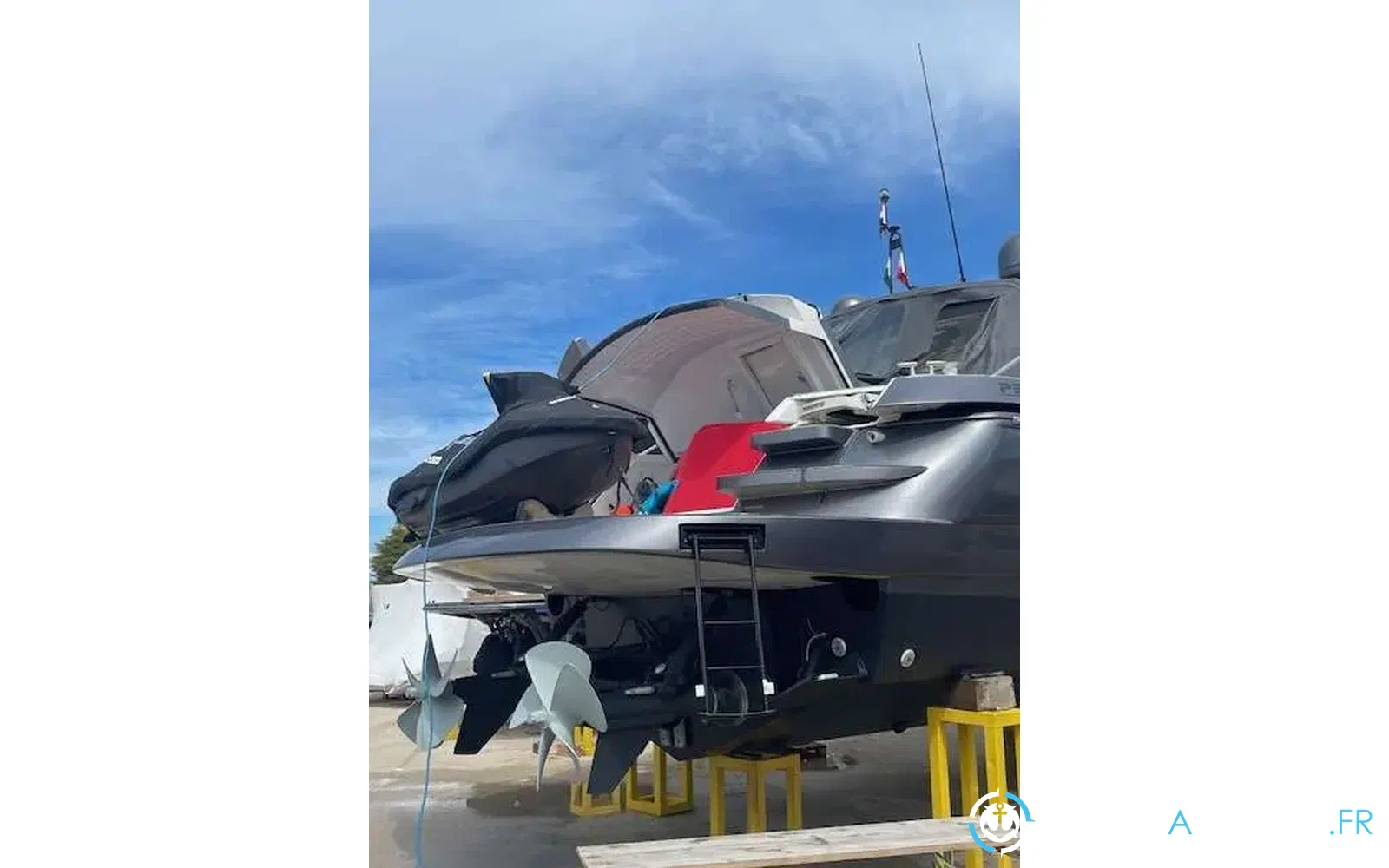 slider 1 Pershing 52