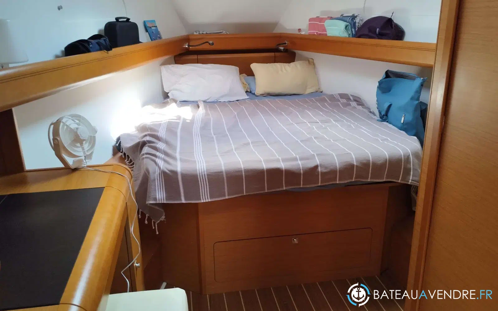 slider 22 Jeanneau Sun Odyssey 439
