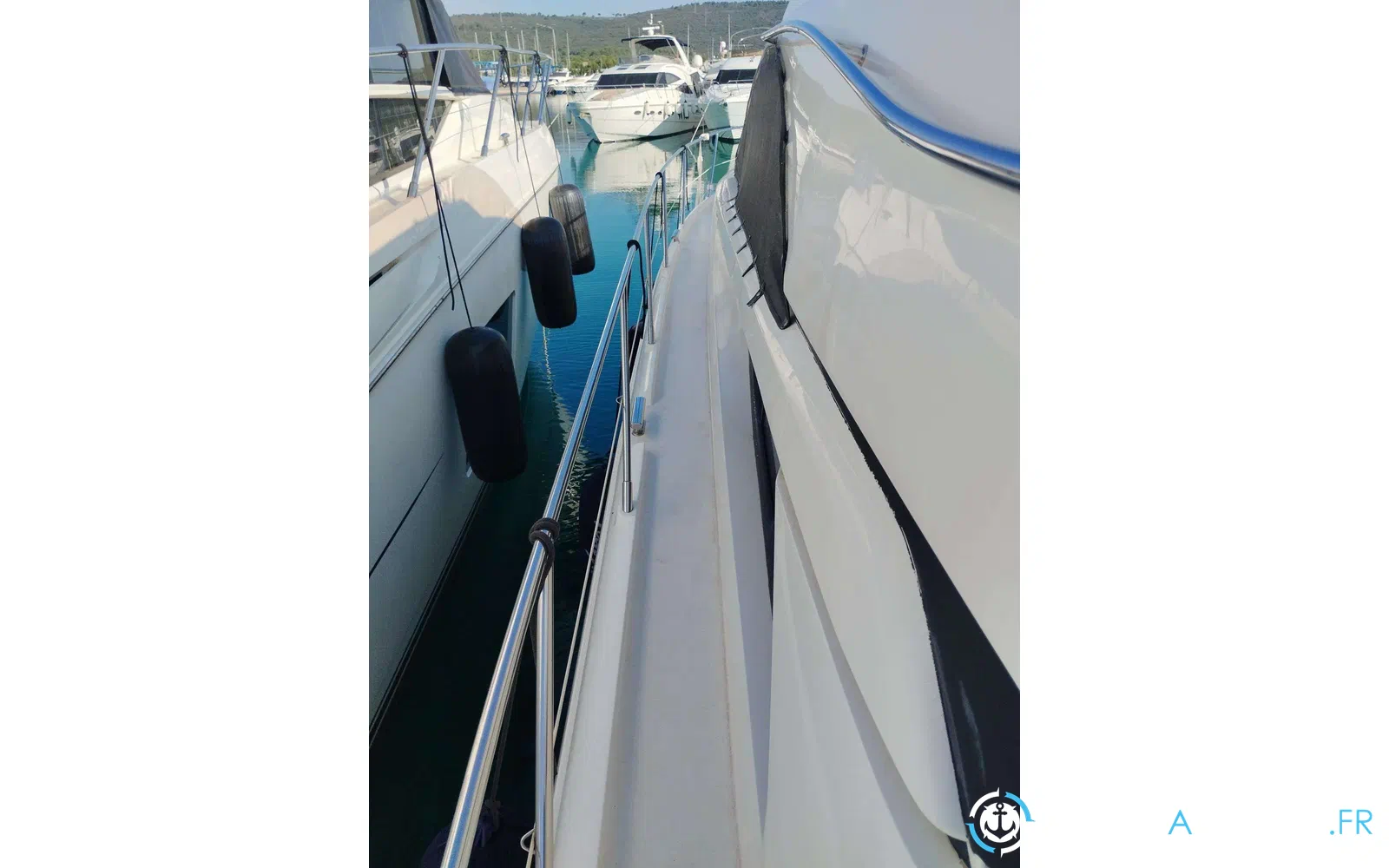 slider 9 Fairline Phantom 50