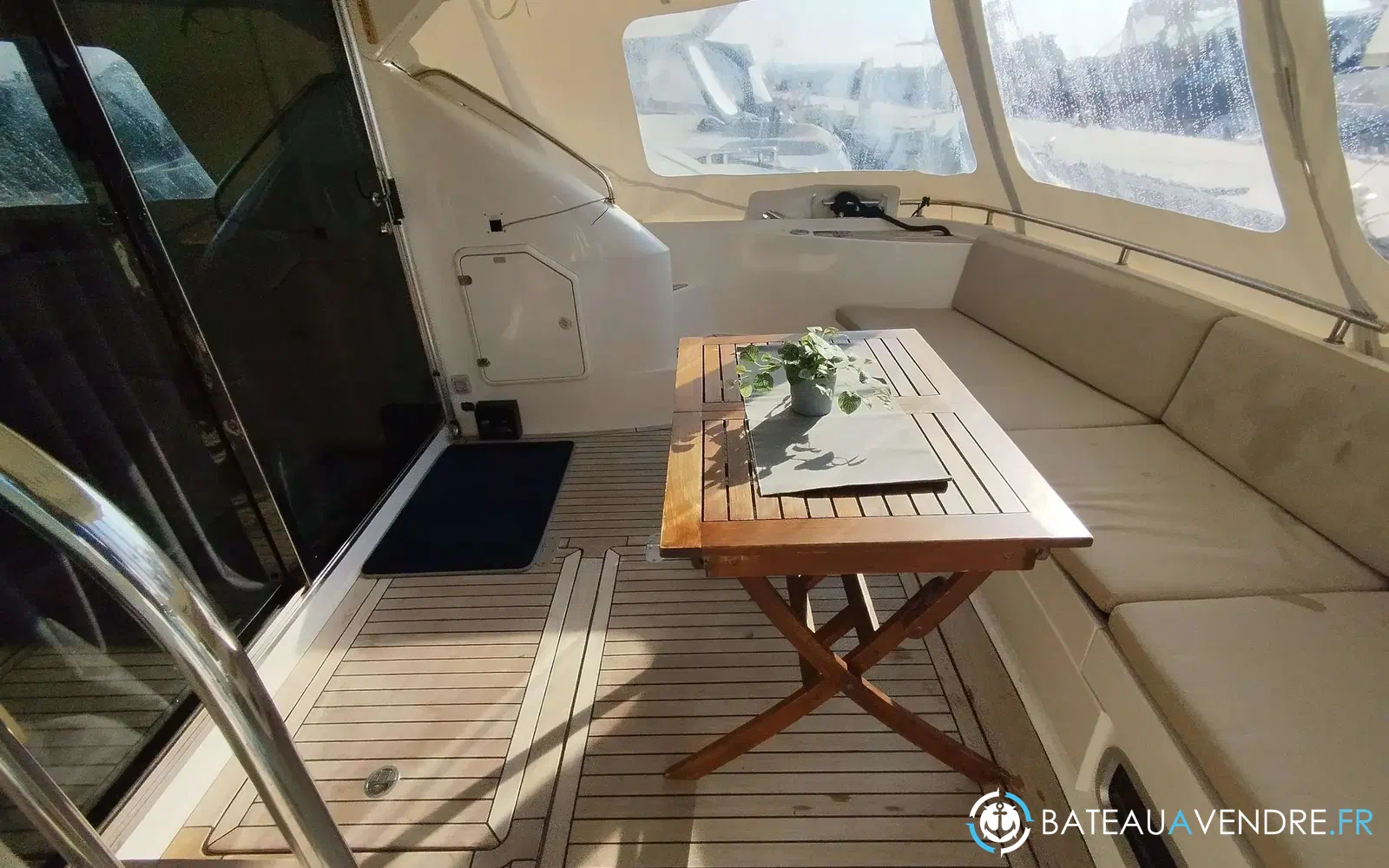 slider 19 Fairline Phantom 50