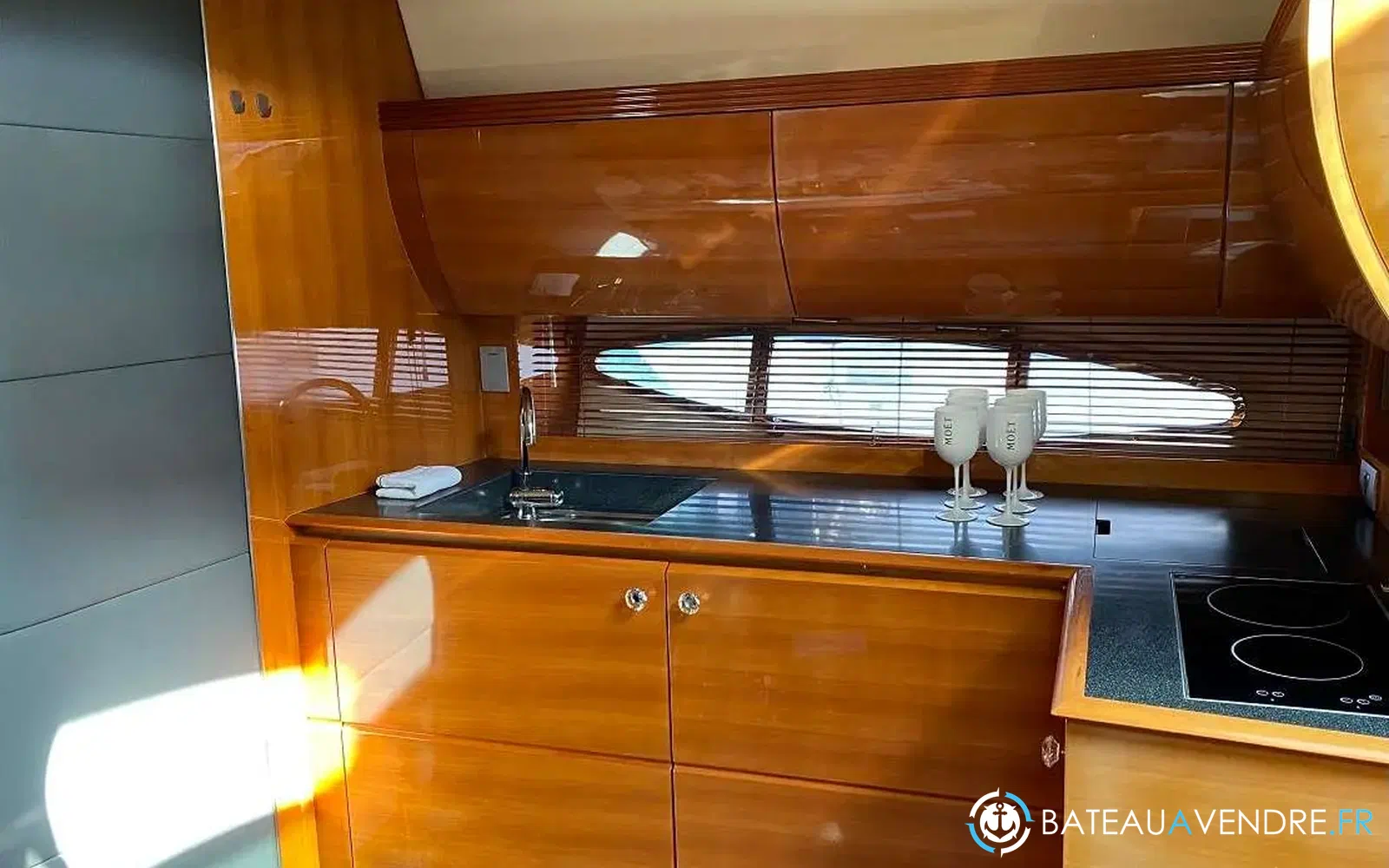 slider 8 Azimut Atlantis 55
