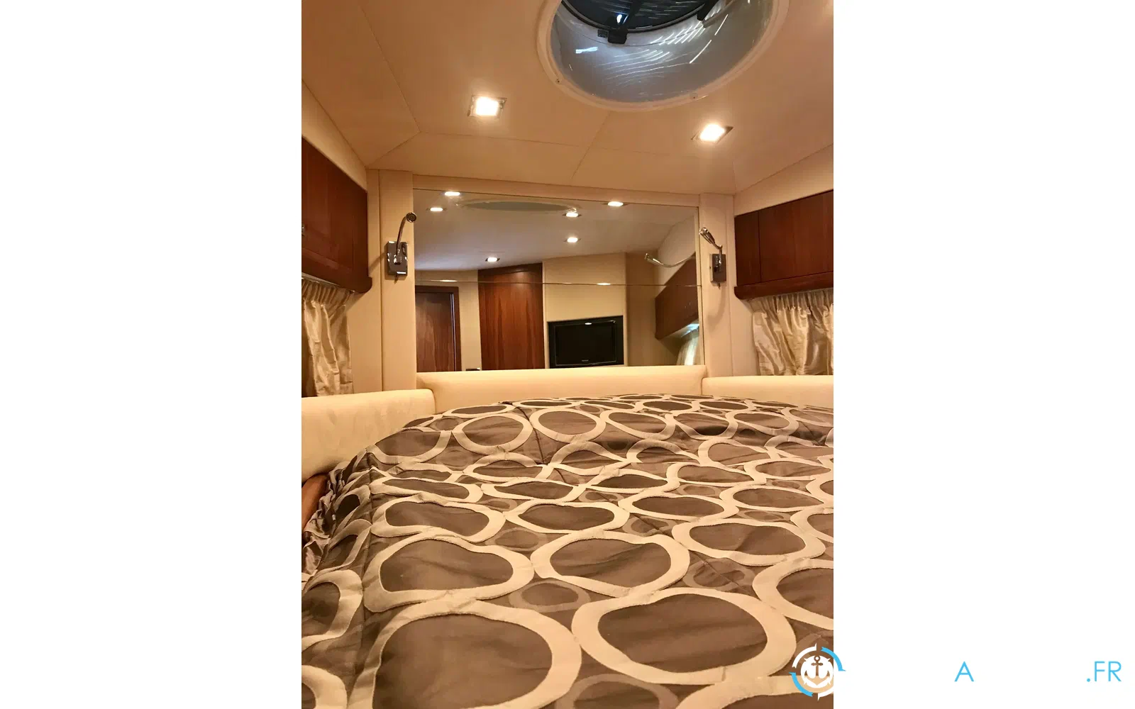 slider 2 Sunseeker Predator 52