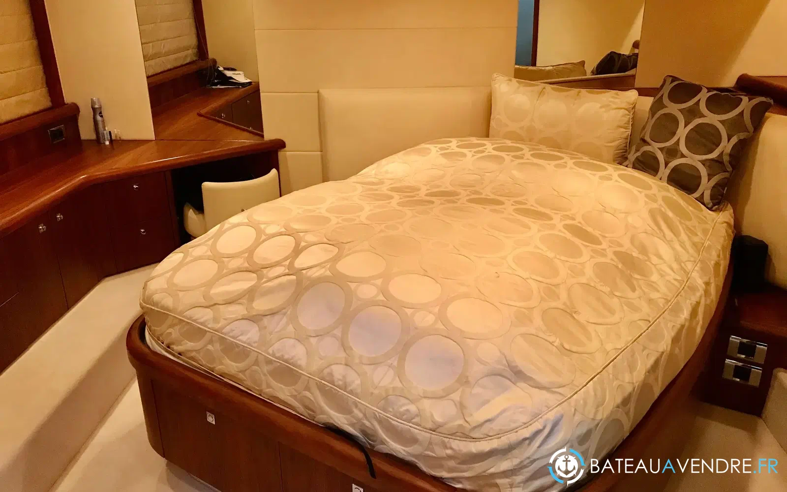 slider 3 Sunseeker Predator 52