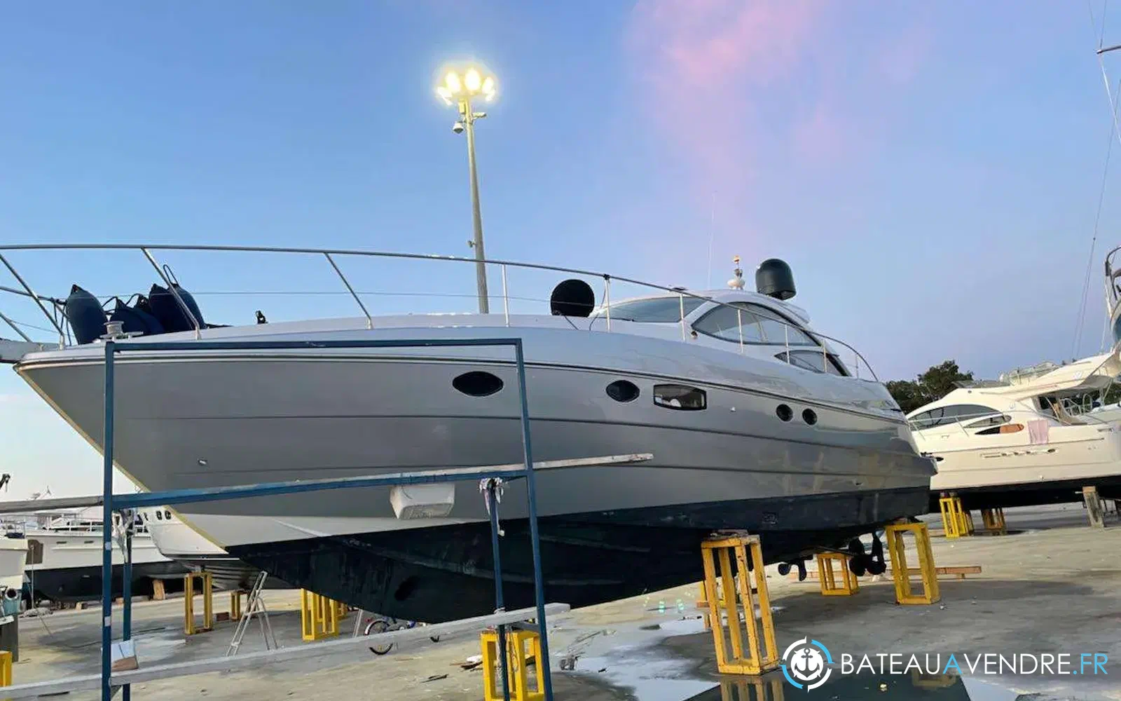 slider 12 Pershing 46