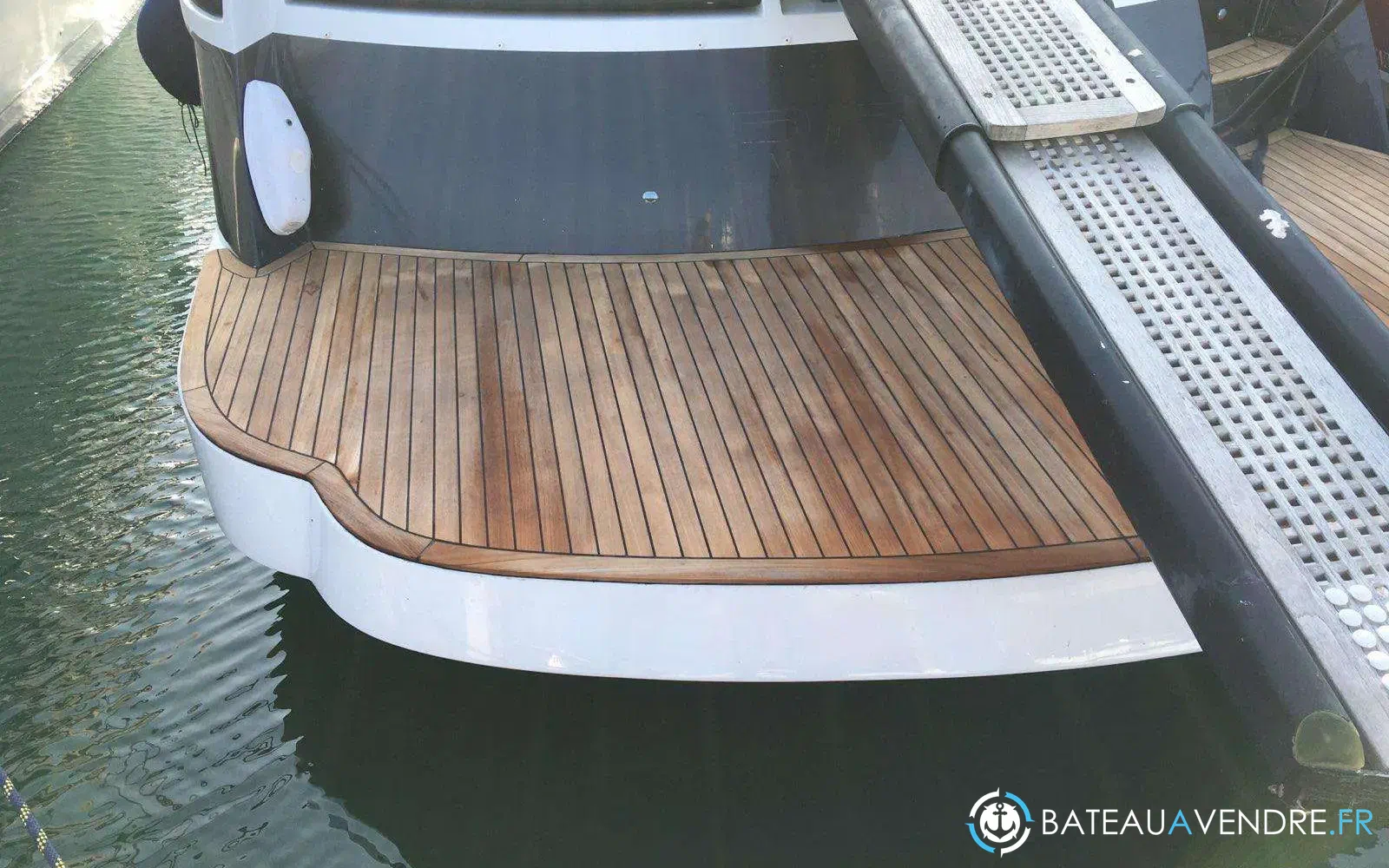 slider 16 Pershing 46