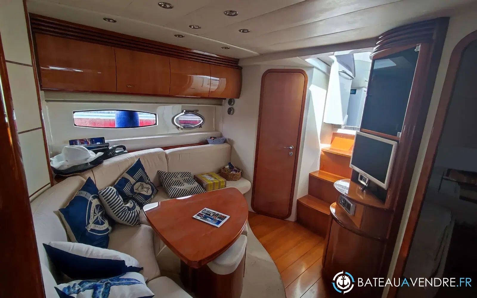 slider 19 Pershing 46