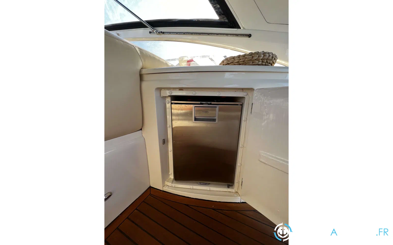 slider 4 Princess V42
