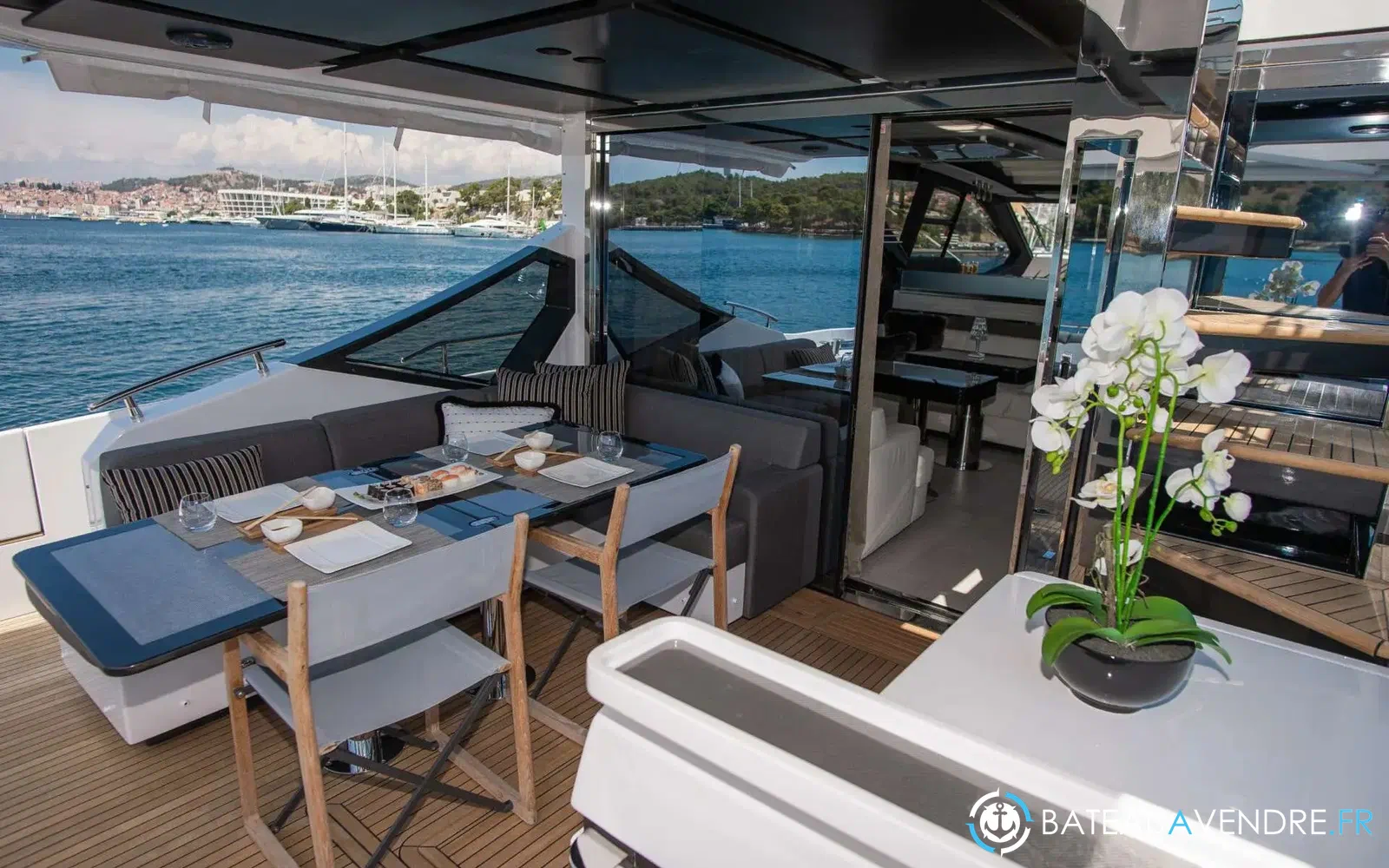 slider 19 Azimut S7