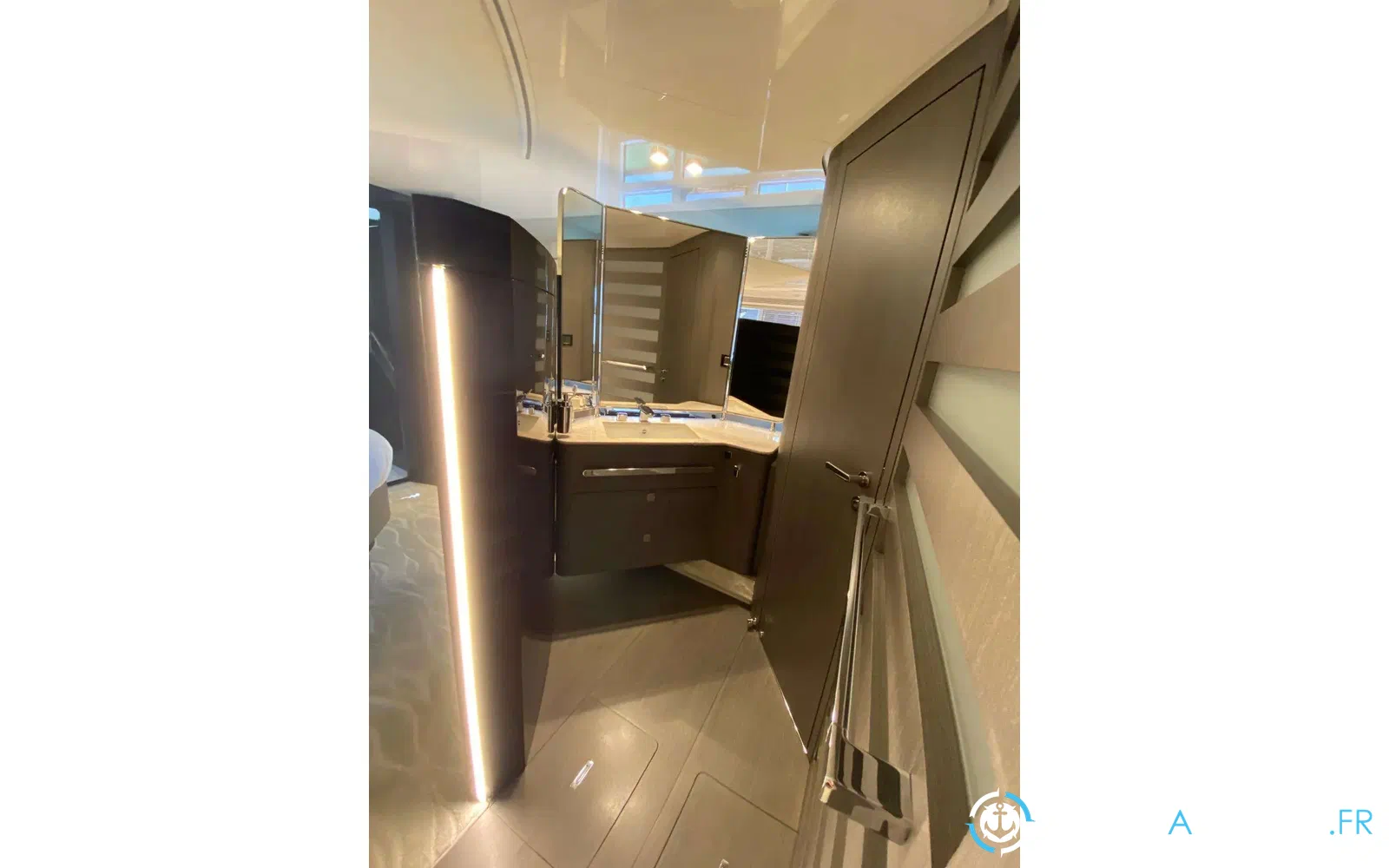 slider 26 Azimut S7