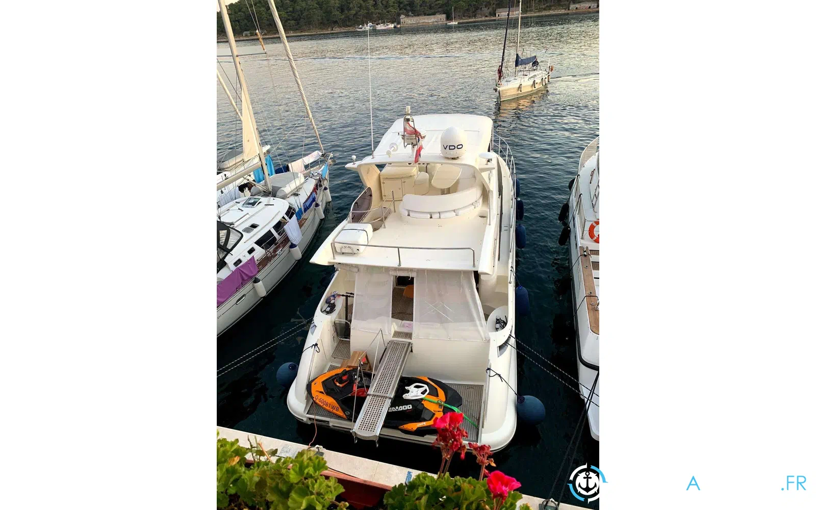 slider 10 Azimut Atlantis 50