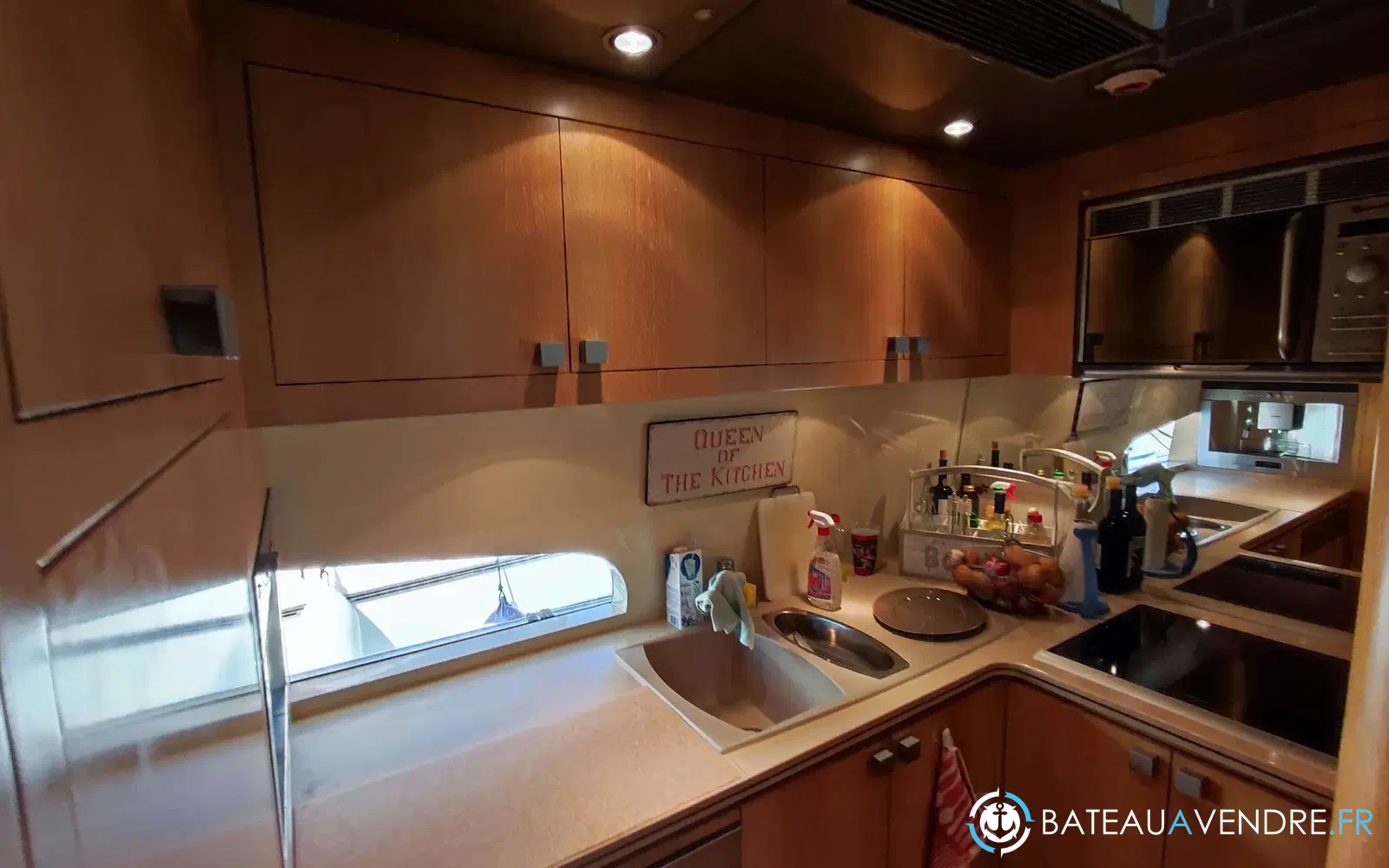 slider 33 Elegance Yachts Elegance 70