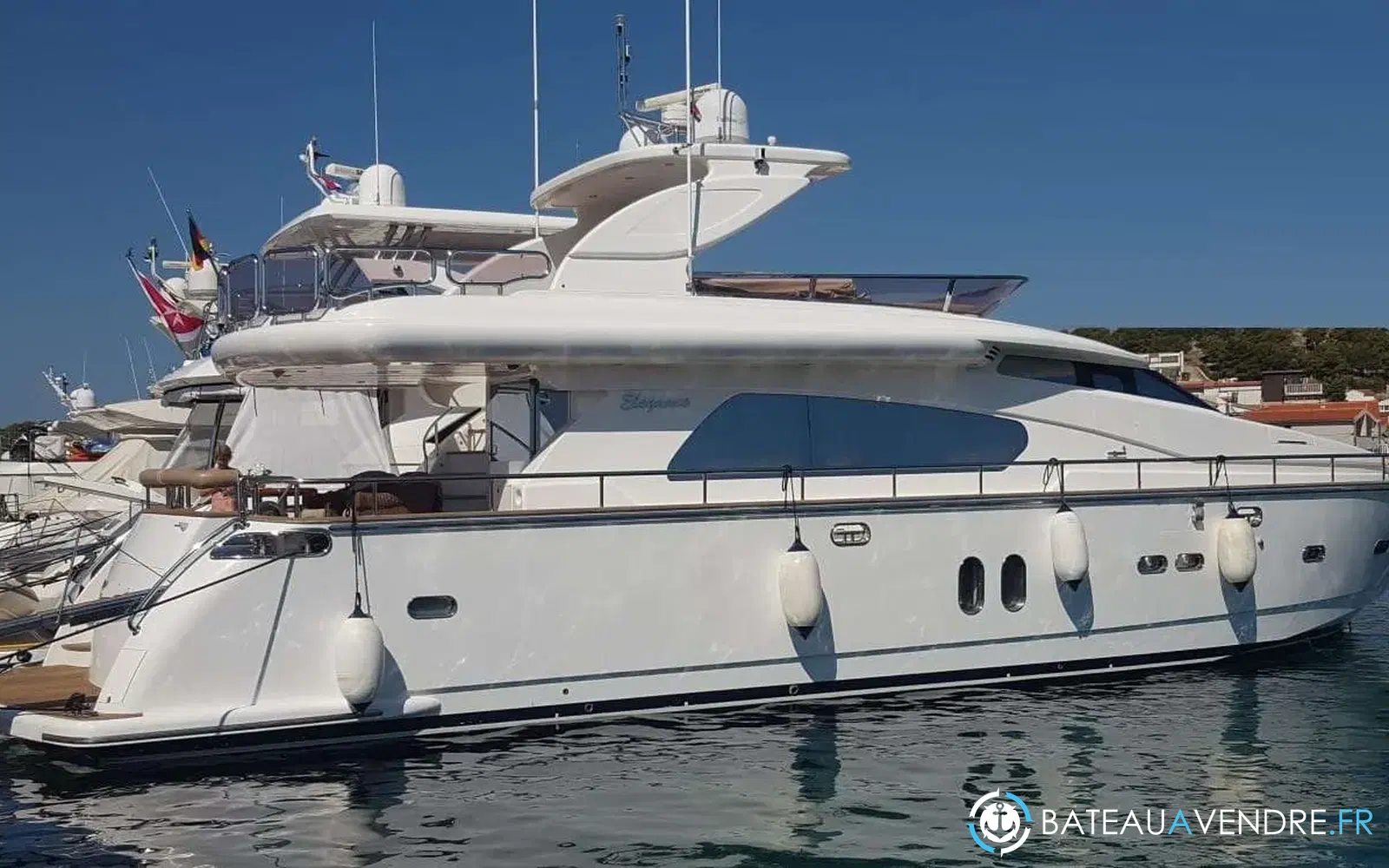 slider 35 Elegance Yachts Elegance 70