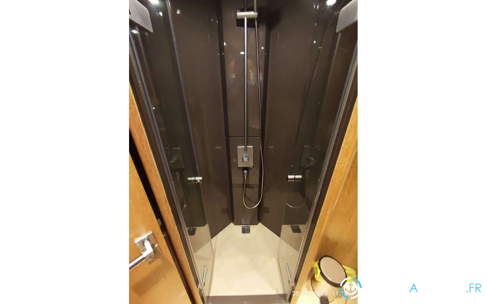 slider 57 Elegance Yachts Elegance 70