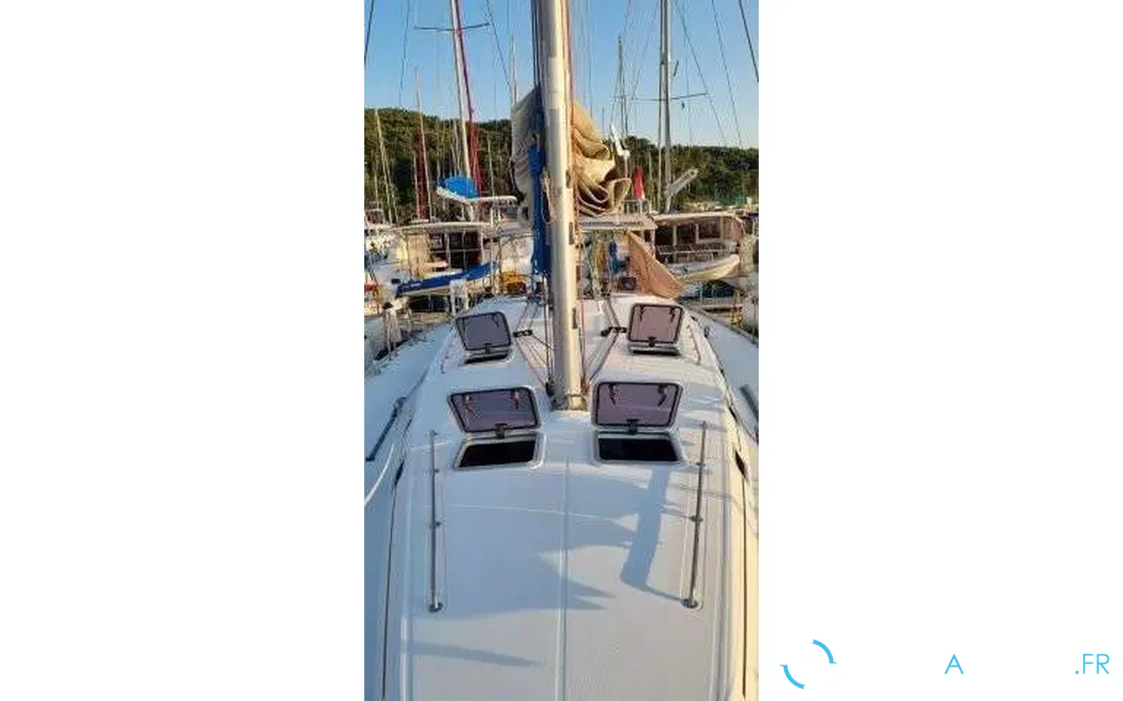 slider 11 Beneteau Cyclades 50.5