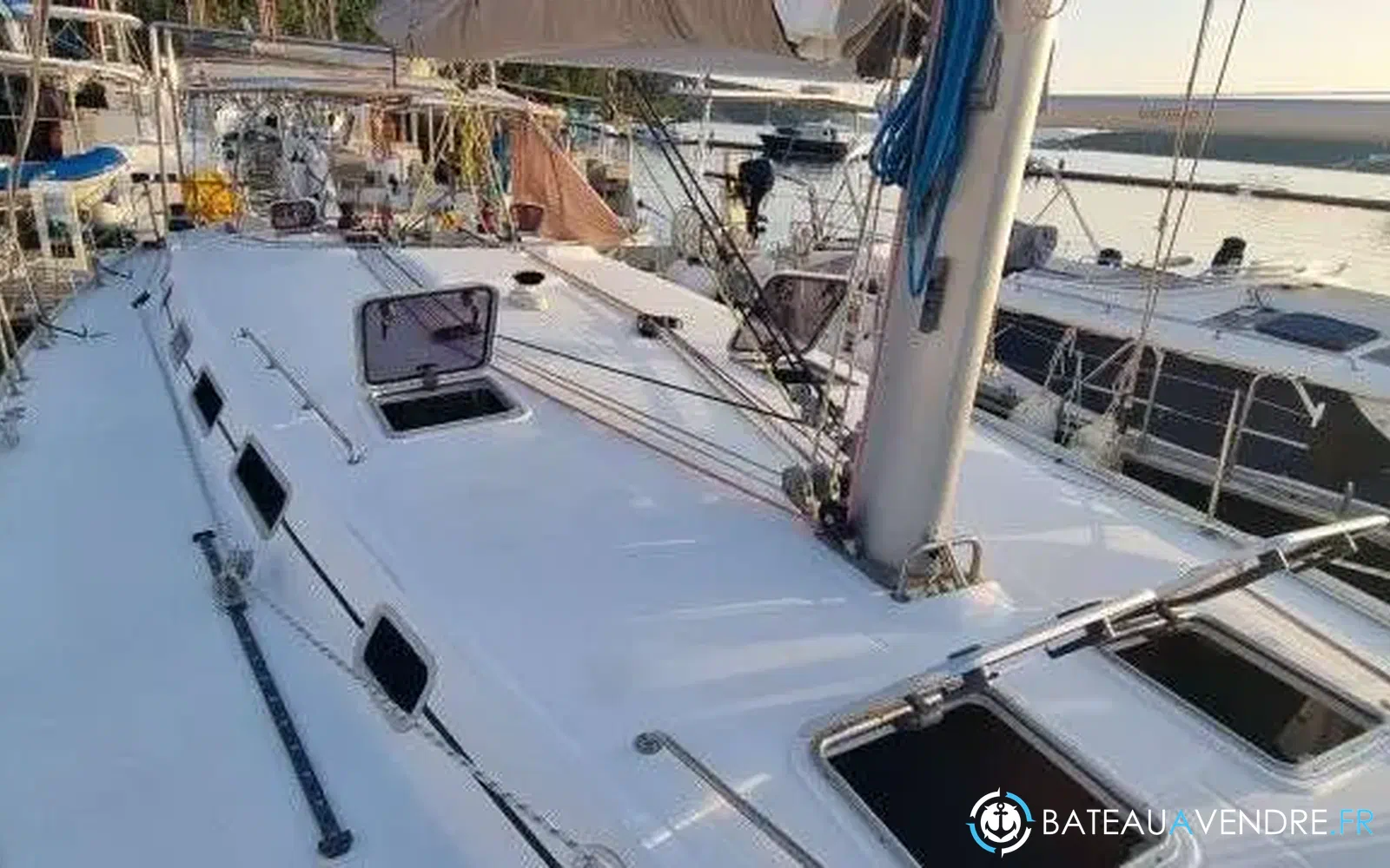 slider 1 Beneteau Cyclades 50.5