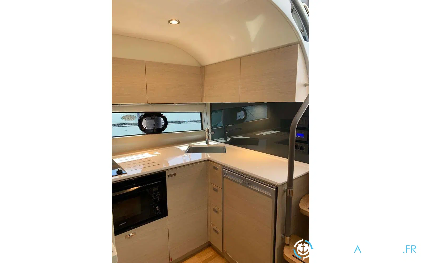slider 8 Princess V40