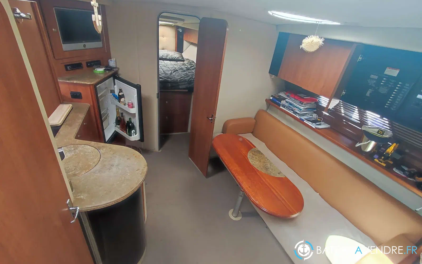 slider 2 Cruisers Yachts 360