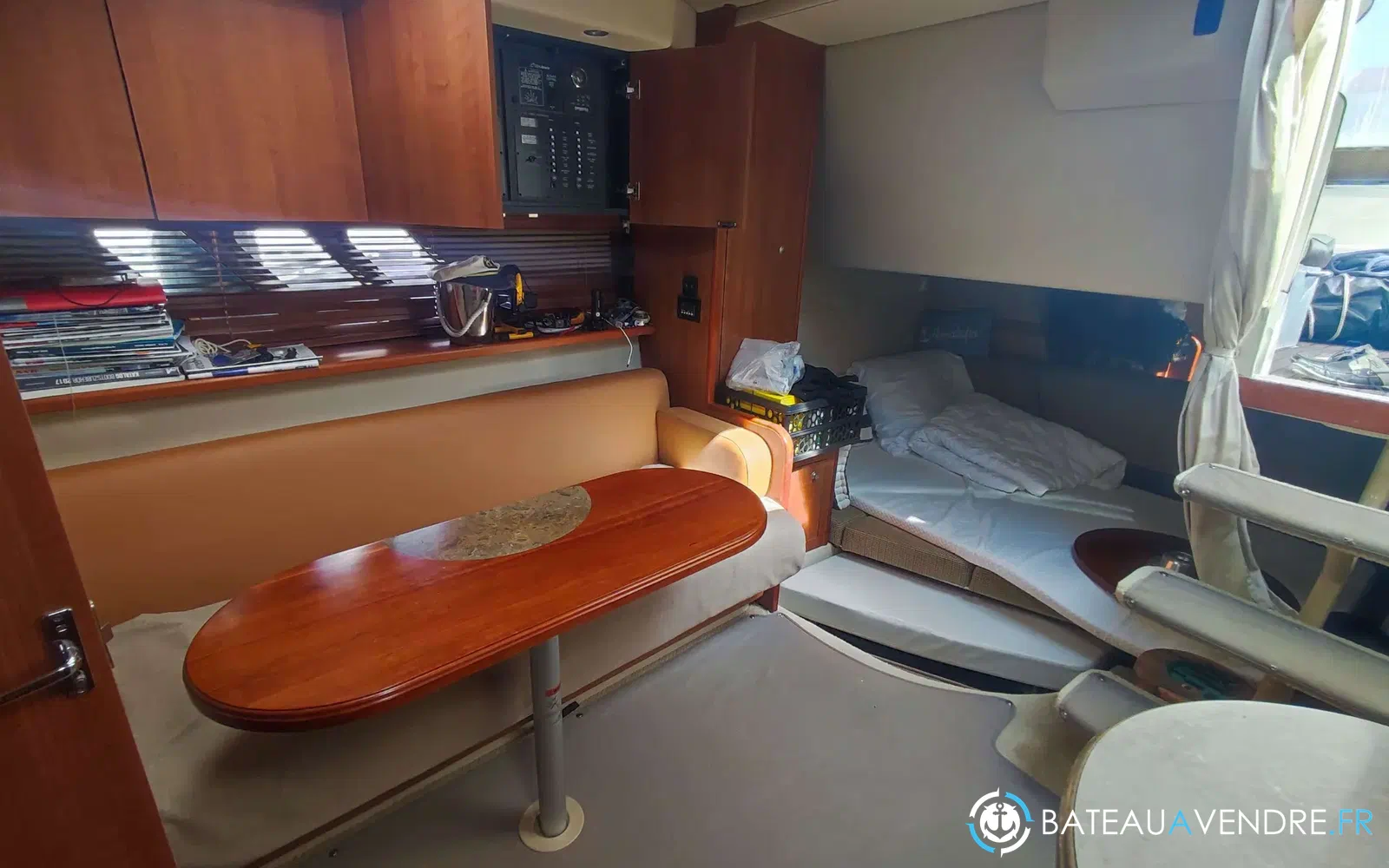 slider 6 Cruisers Yachts 360