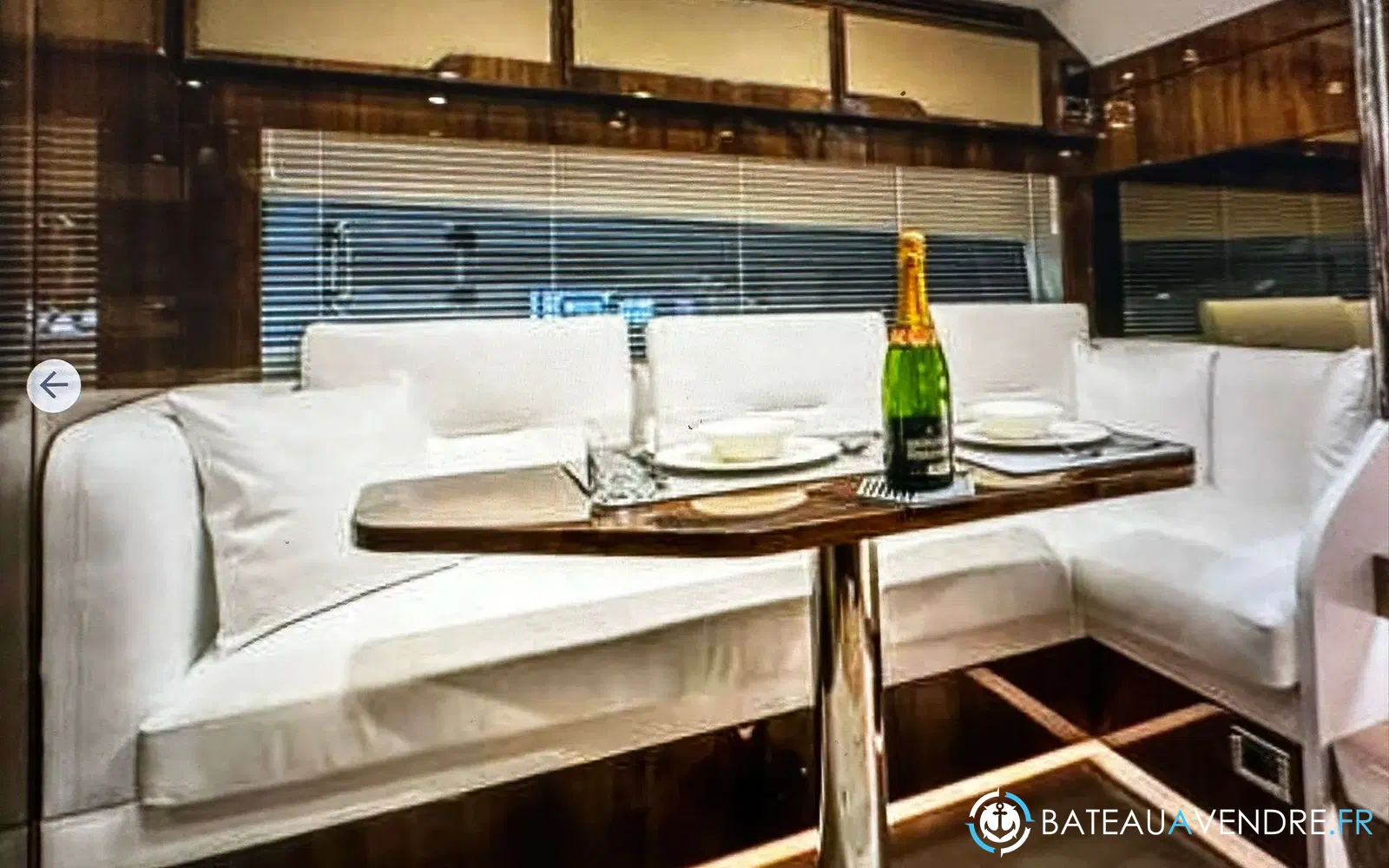 slider 12 Fairline Targa 48