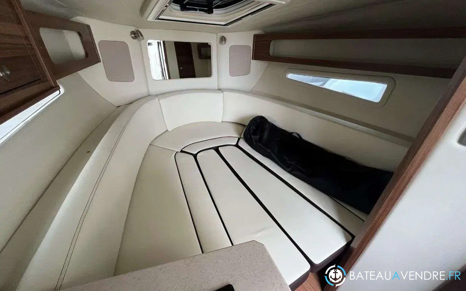 slider 11 Sea Ray Sundancer 265