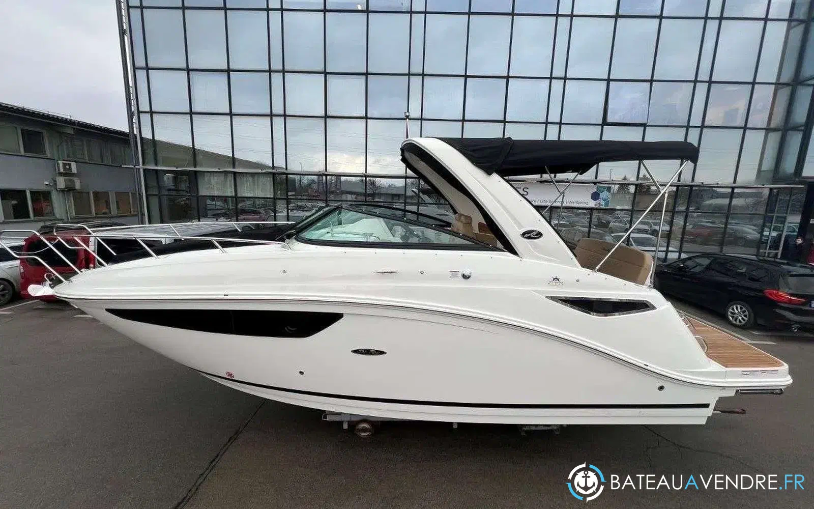 slider 5 Sea Ray Sundancer 265