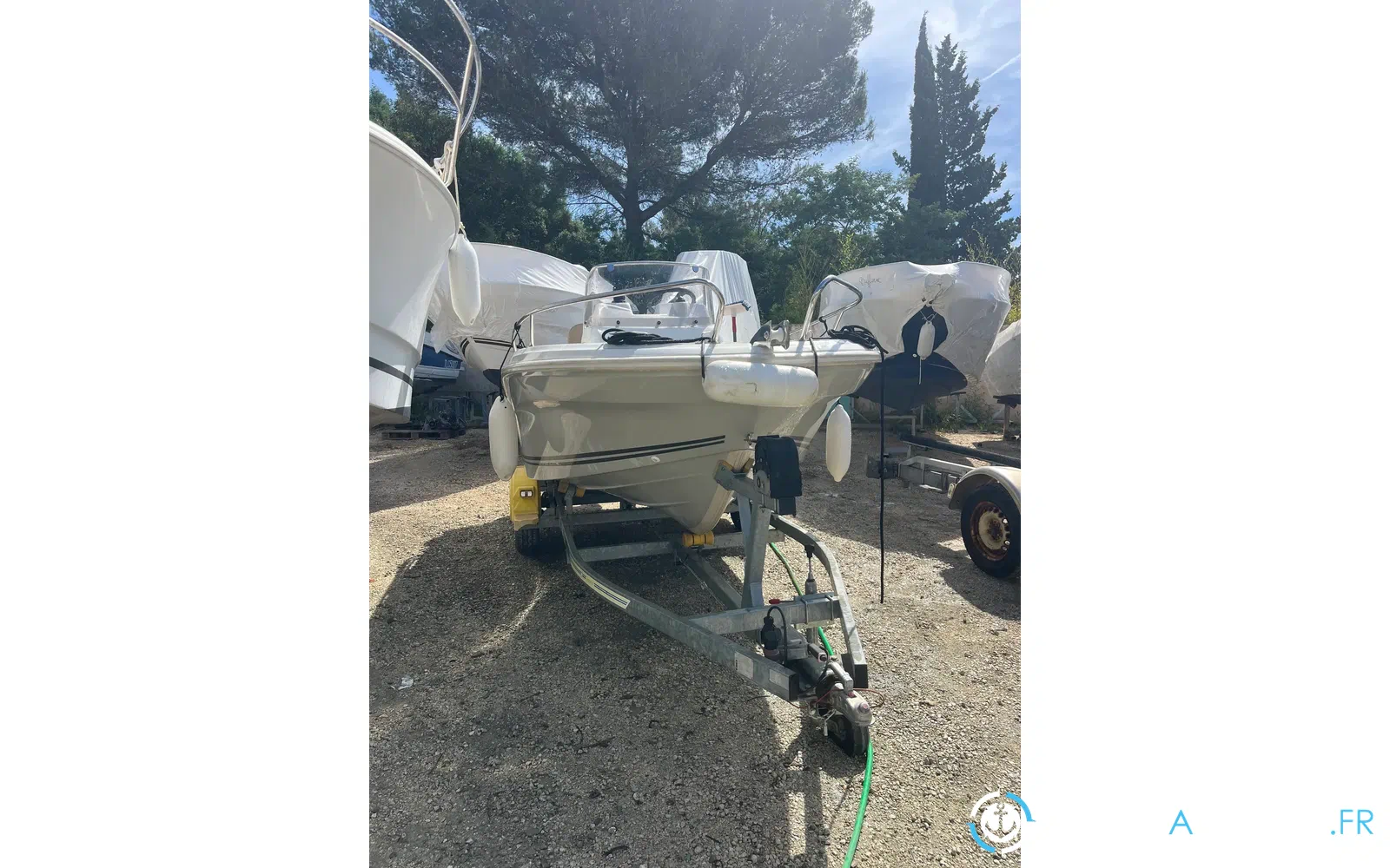 slider 20 Jeanneau Cap Camarat 4.7 CC