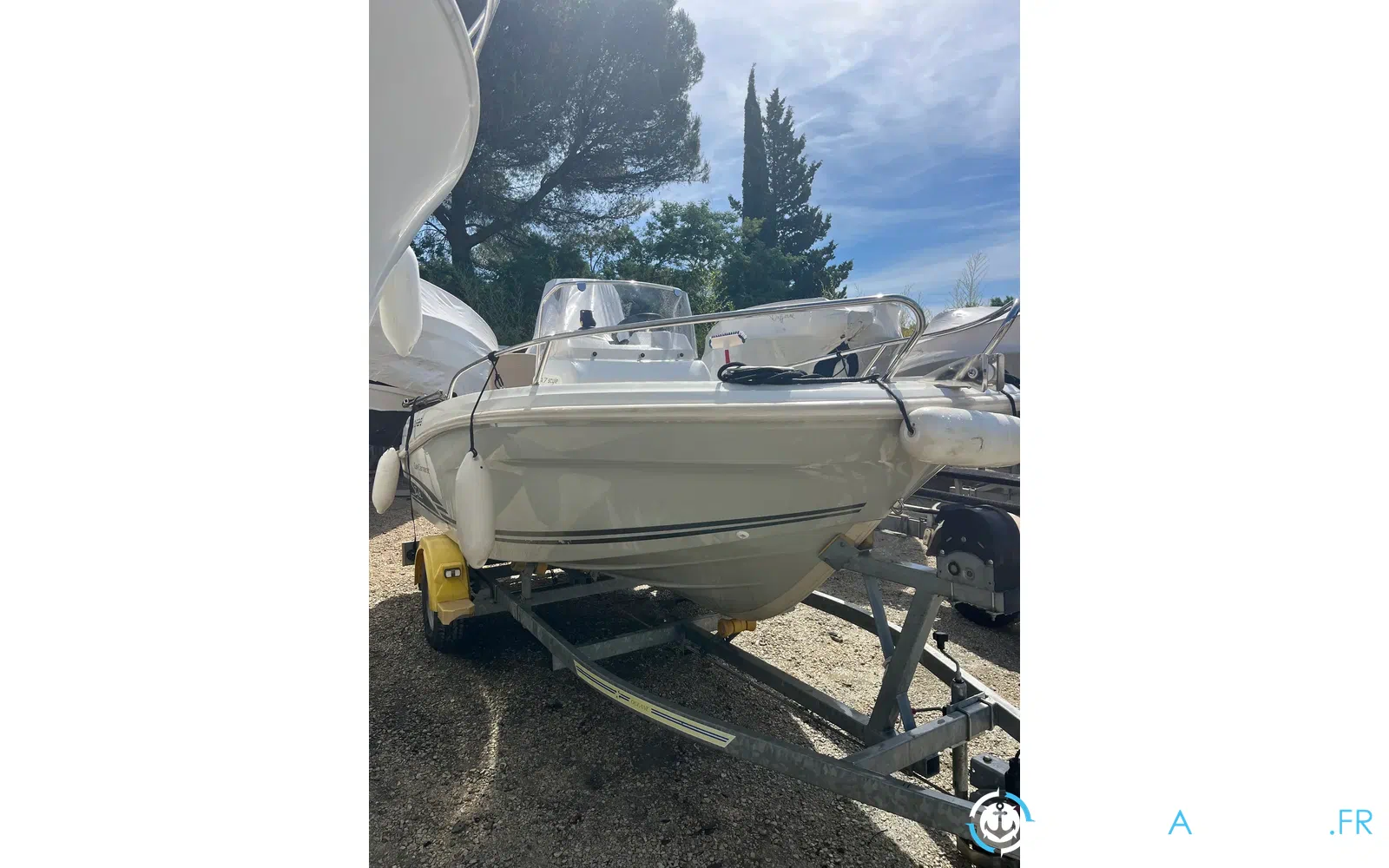 slider 4 Jeanneau Cap Camarat 4.7 CC