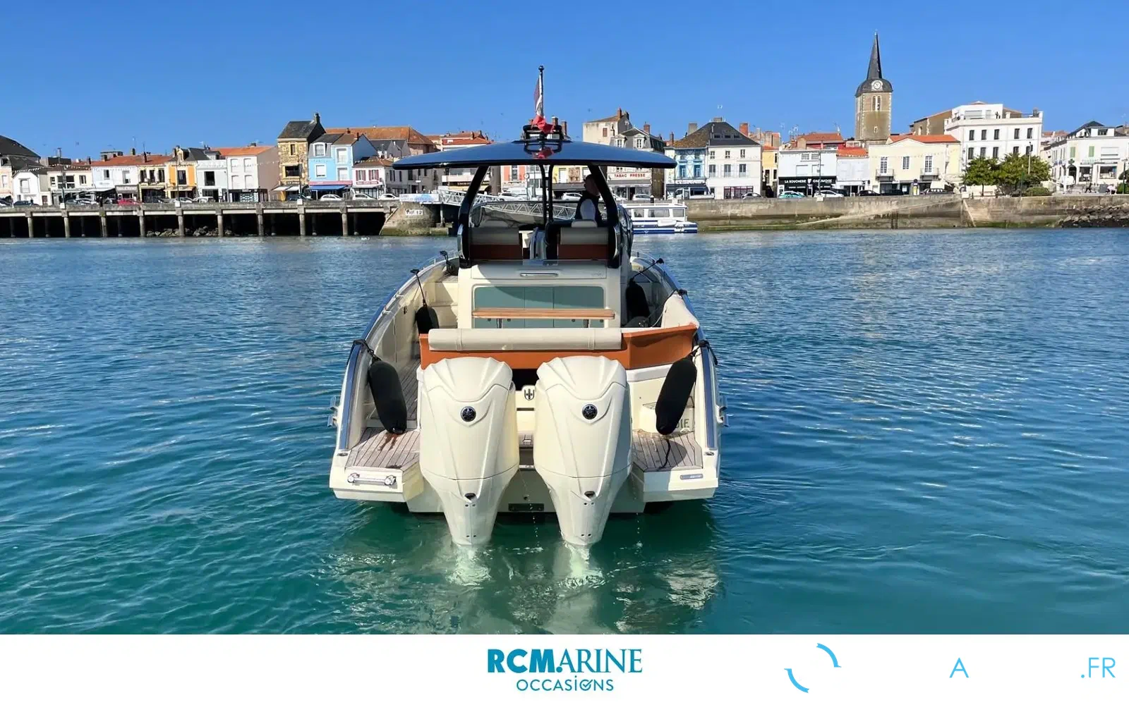 slider 15 Invictus 320 Gts