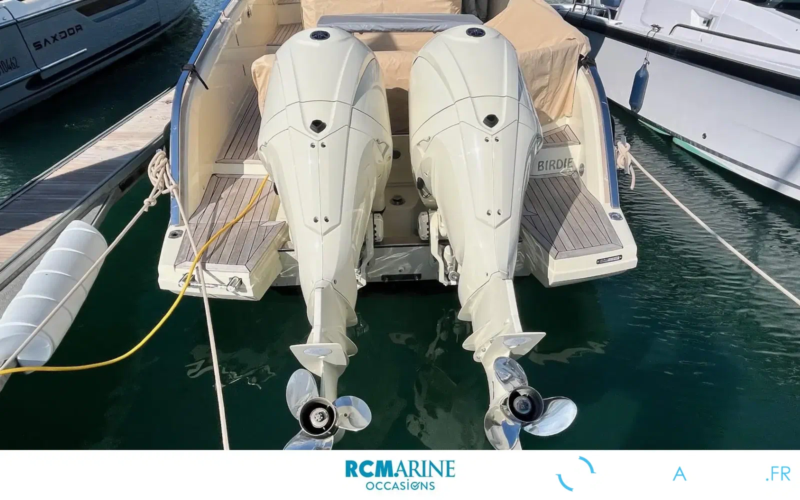 slider 17 Invictus 320 Gts