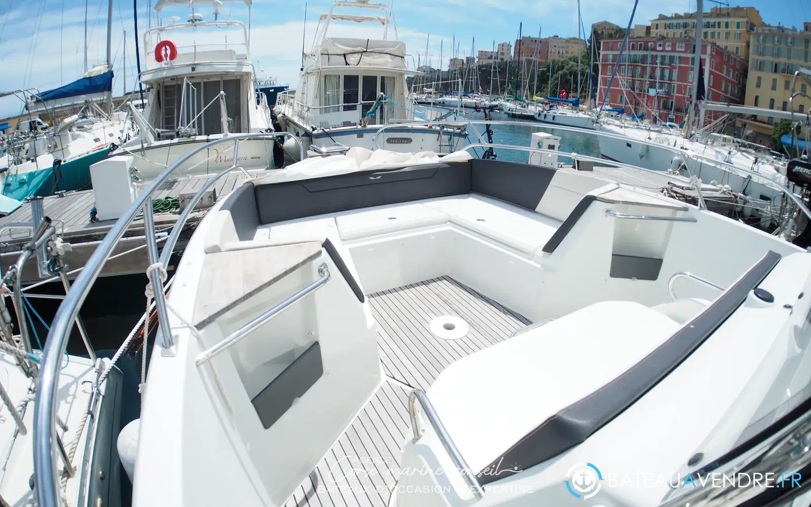 slider 4 Beneteau Flyer 8.8 SPACEdeck