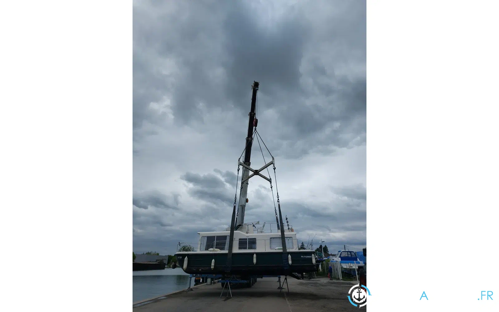 slider 12 Jeanneau EAU CLAIRE
