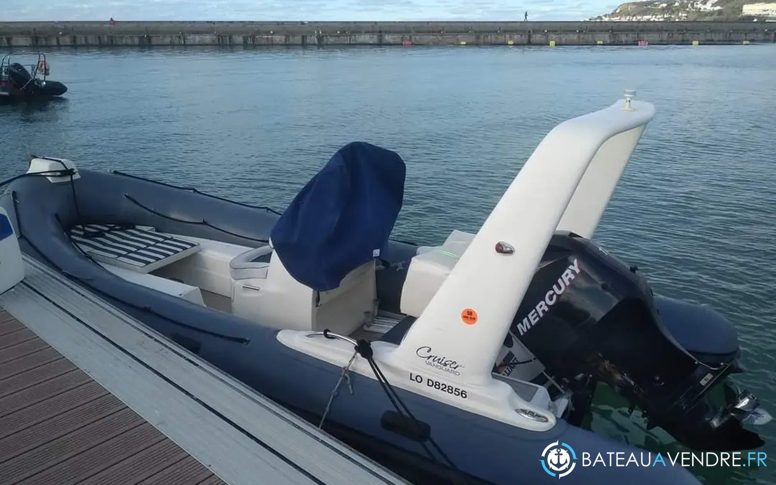 slider 1 Valiant 620 Cruiser