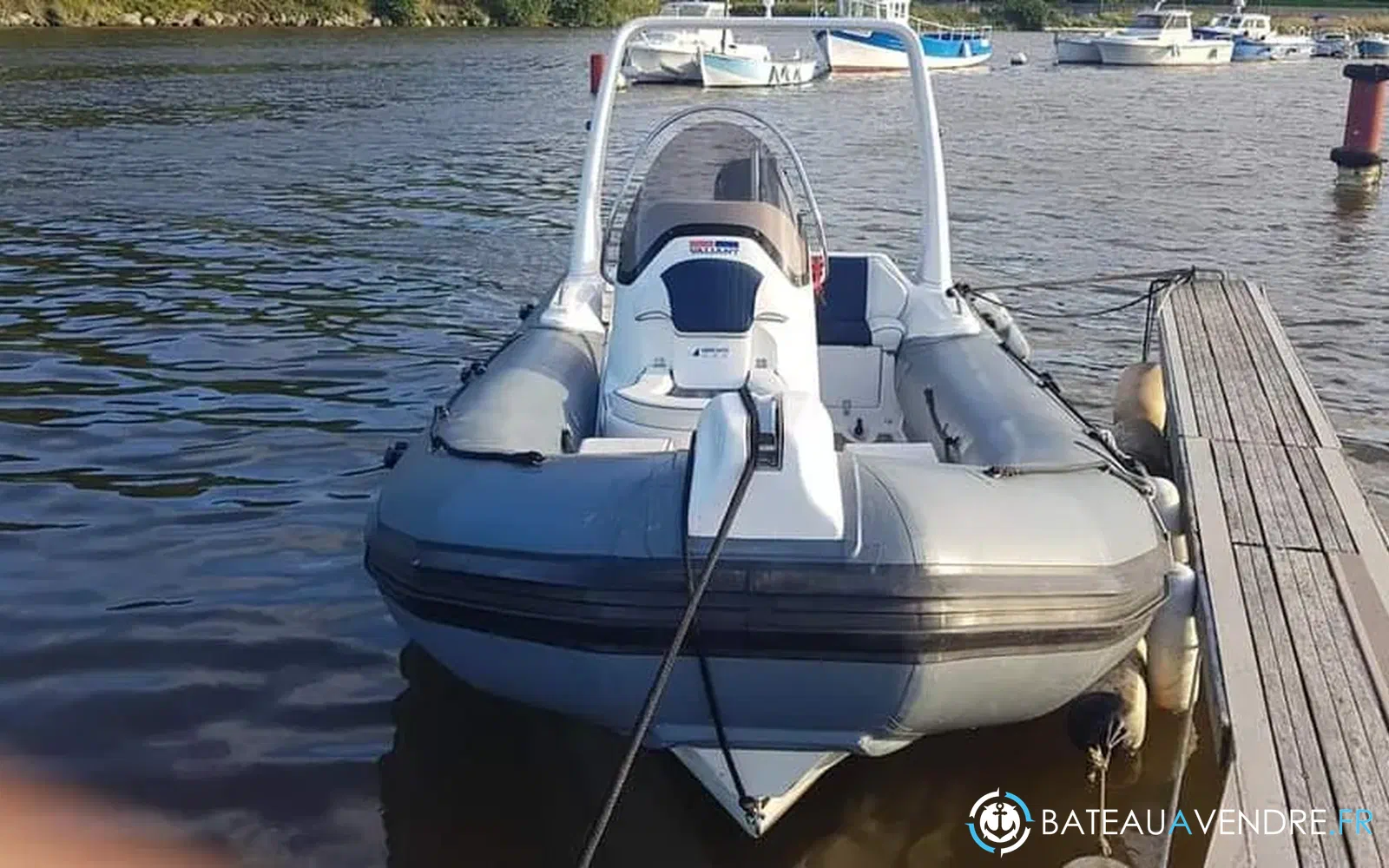 slider 3 Valiant 620 Cruiser