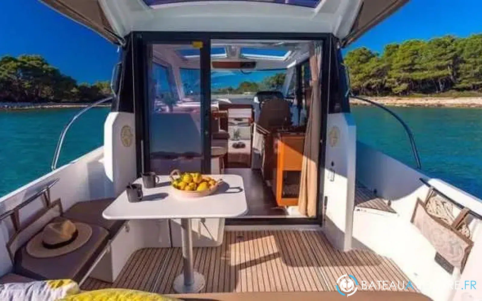 slider 12 Jeanneau Merry Fisher 855