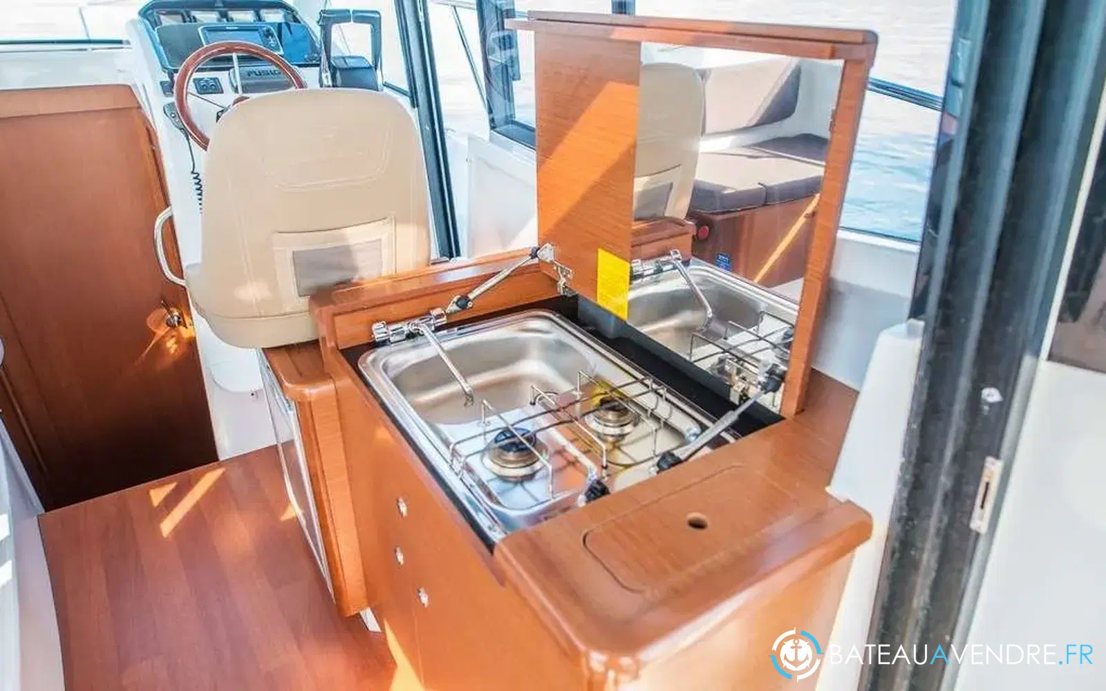 slider 7 Jeanneau Merry Fisher 855