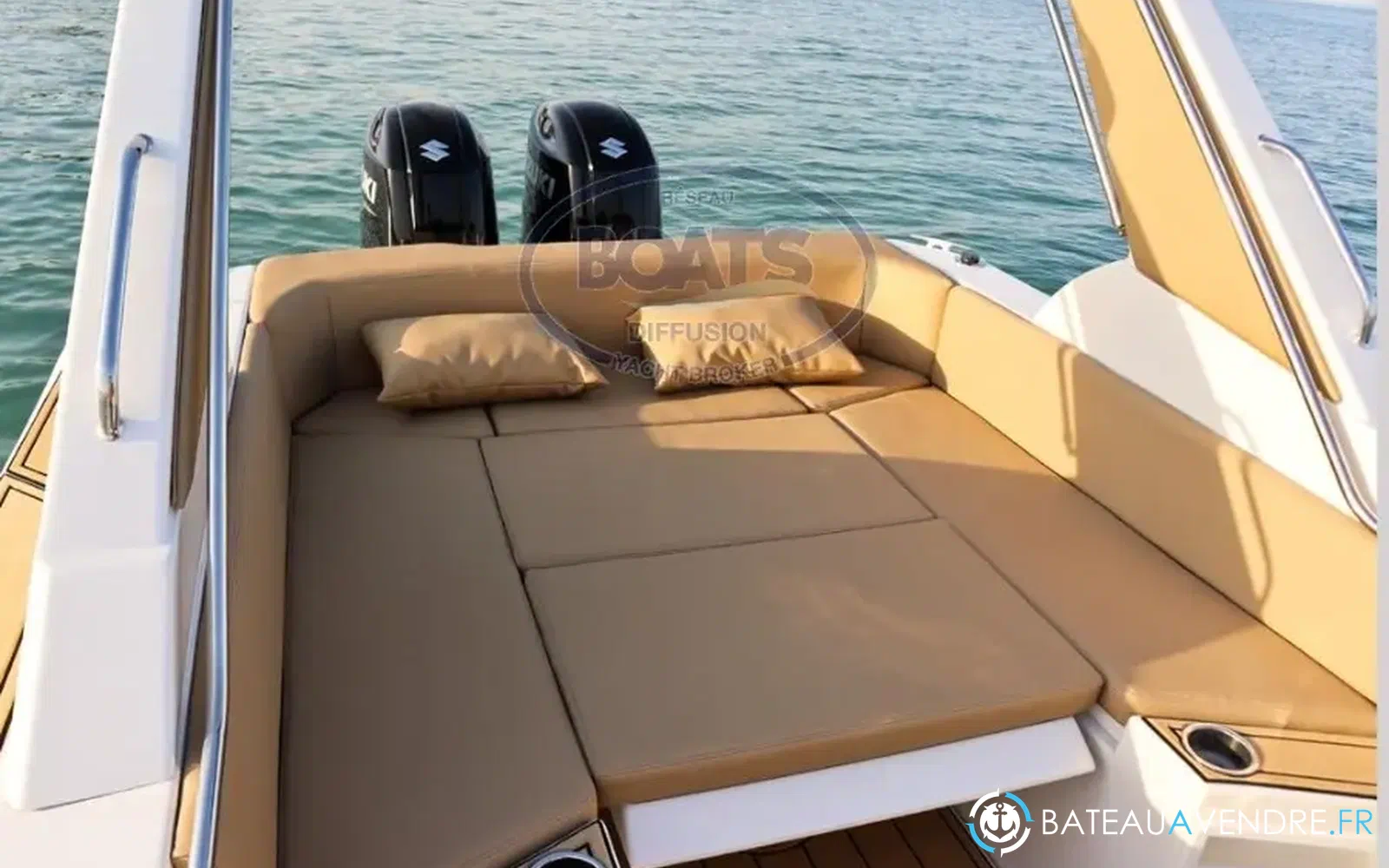 slider 8 Tiger Marine Top Line 950