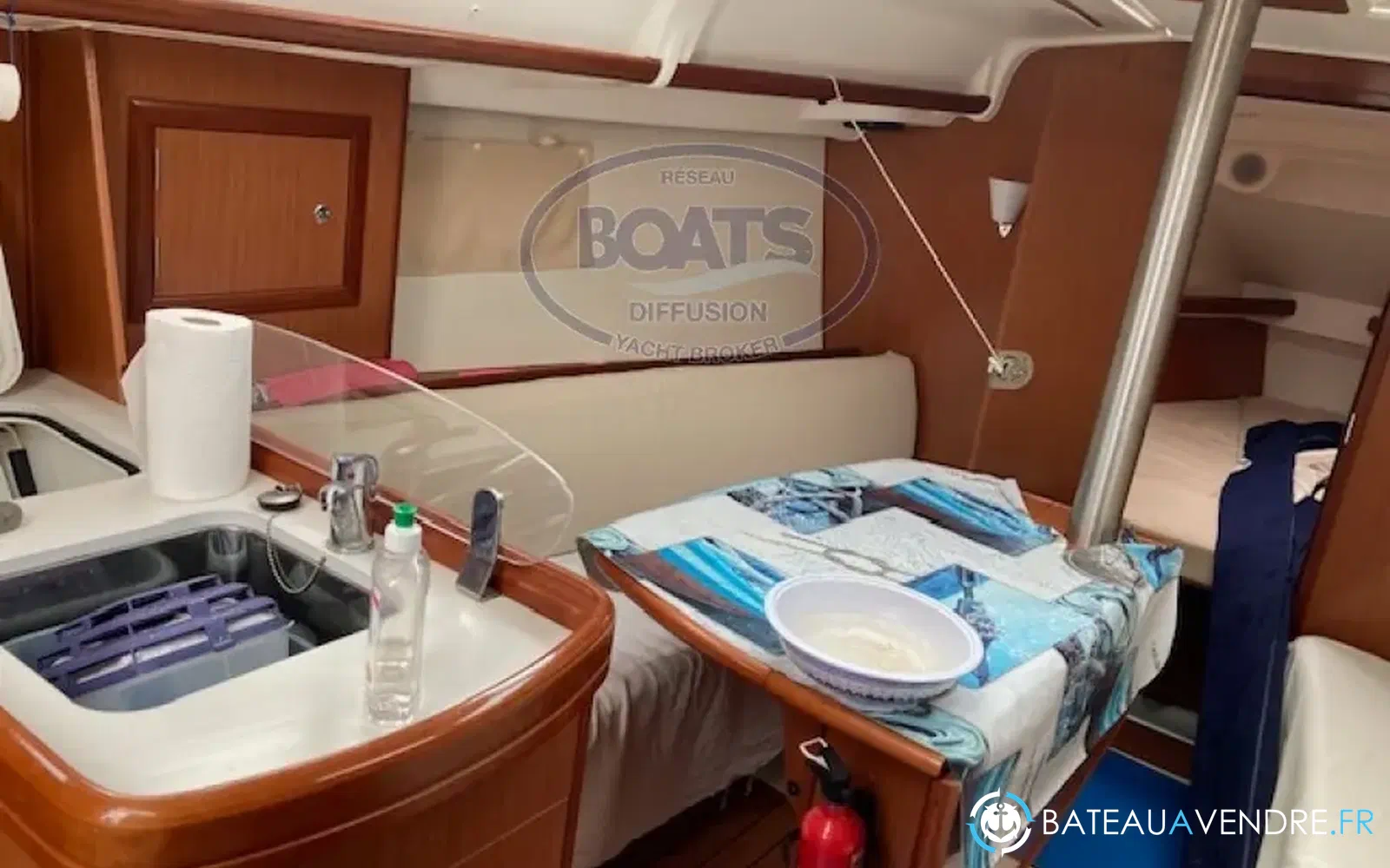 slider 1 Beneteau OCEANIS 323 Clipper
