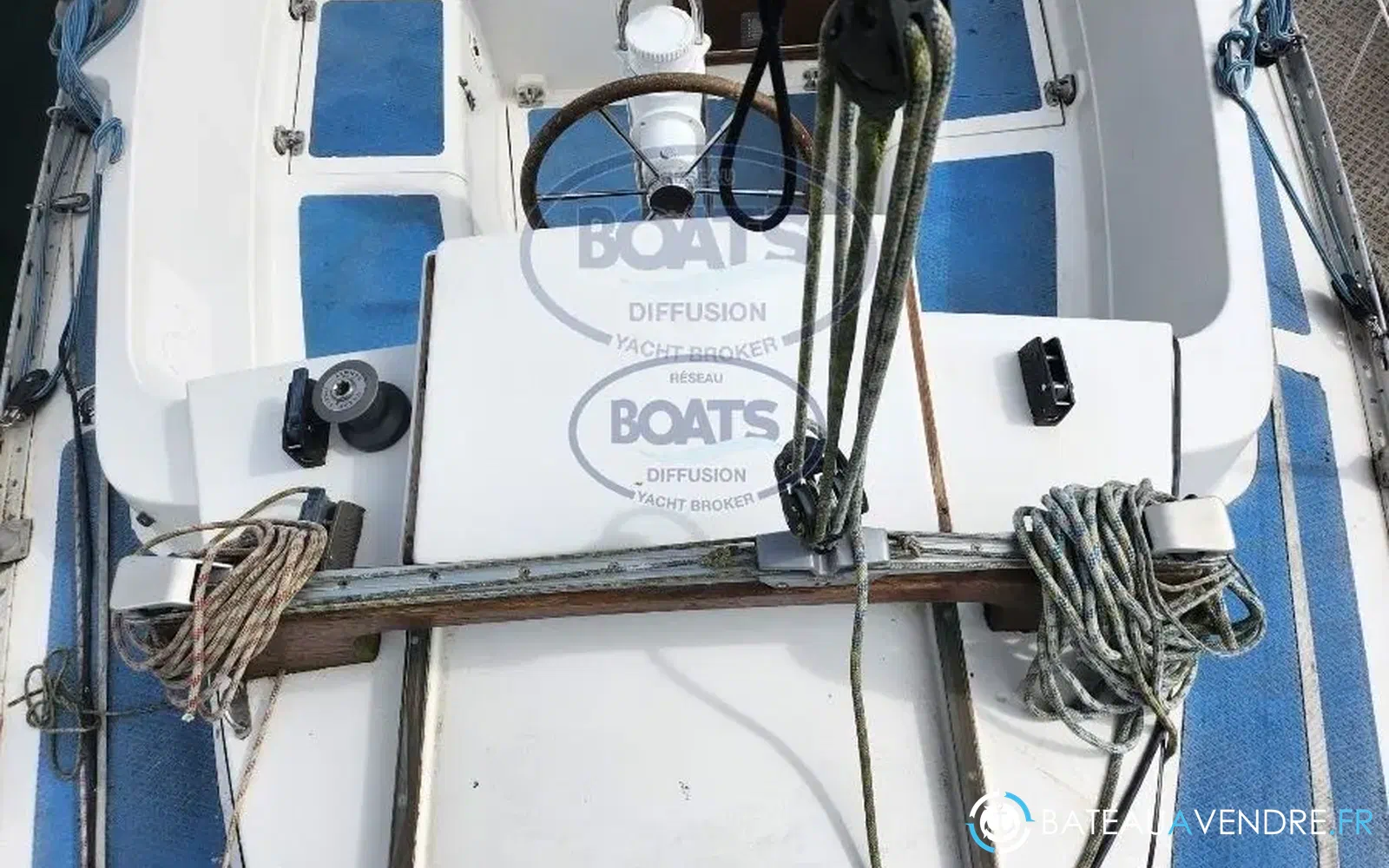 slider 13 Trident Marine Warrior 35
